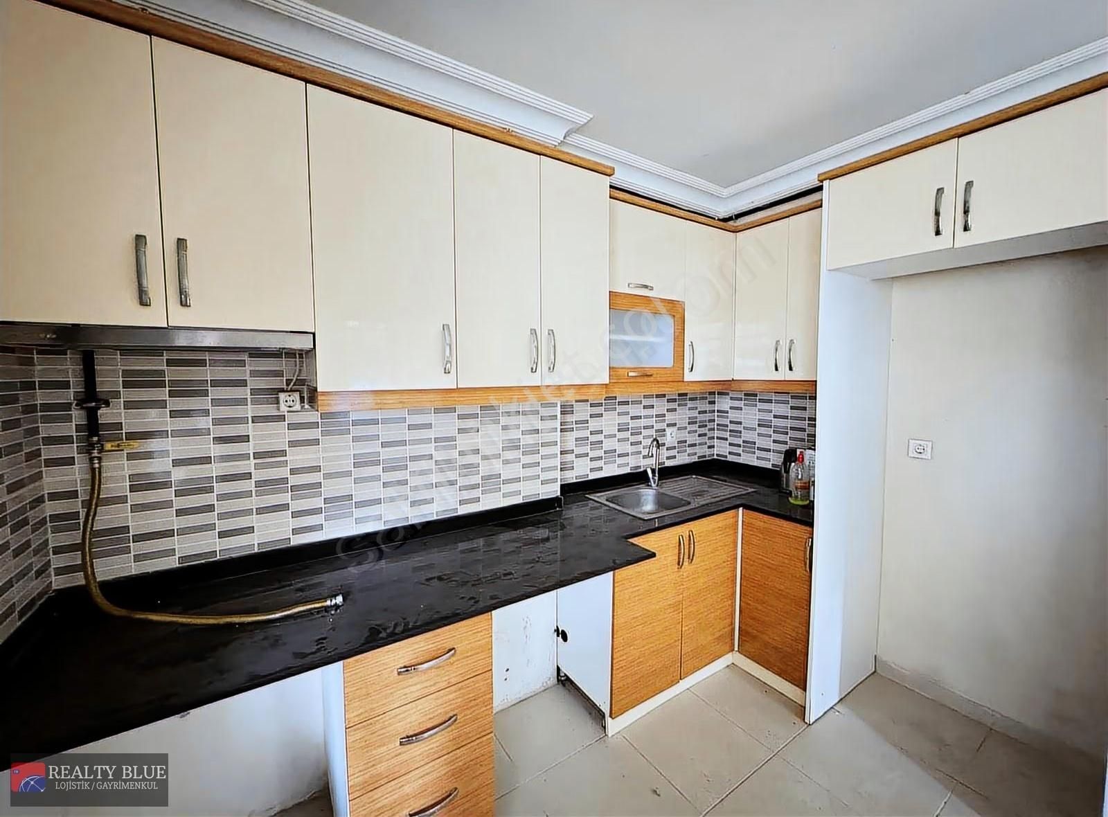 Çekmeköy Sultançiftliği'nde 2+1 İskanlı Otoparklı Merkeze Yakın - Görsel 6