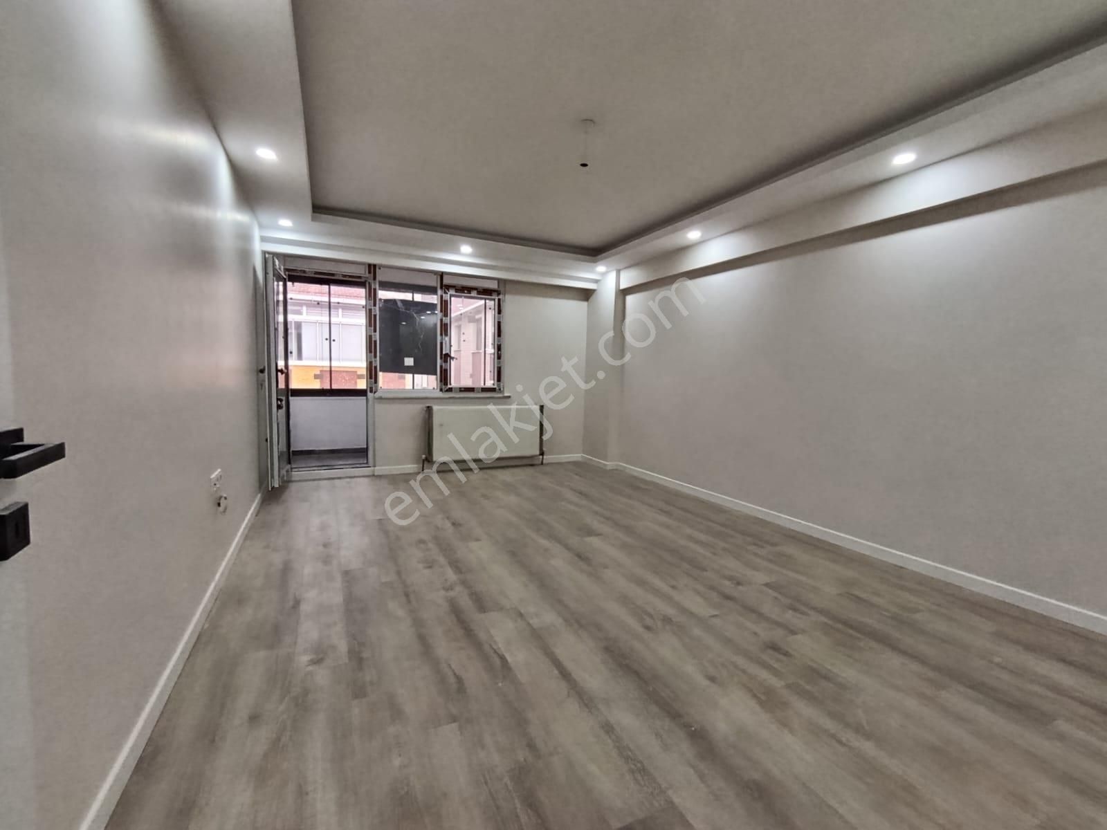 Bahçelievler Cumhuriyet Mah. 4+2 Yeni Bina Satılık Dubleks Daire - Görsel 2