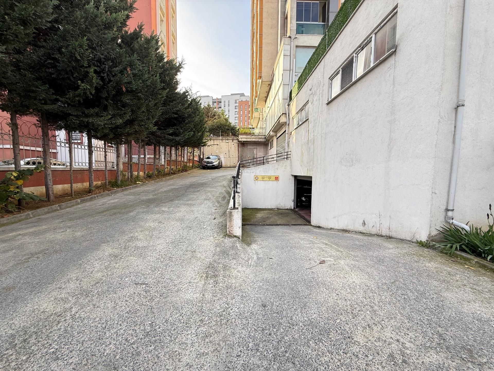 Yeni Mahalle Metronun Karşısında Site İçi Satılık 2+1 Lüks Daire - Görsel 28