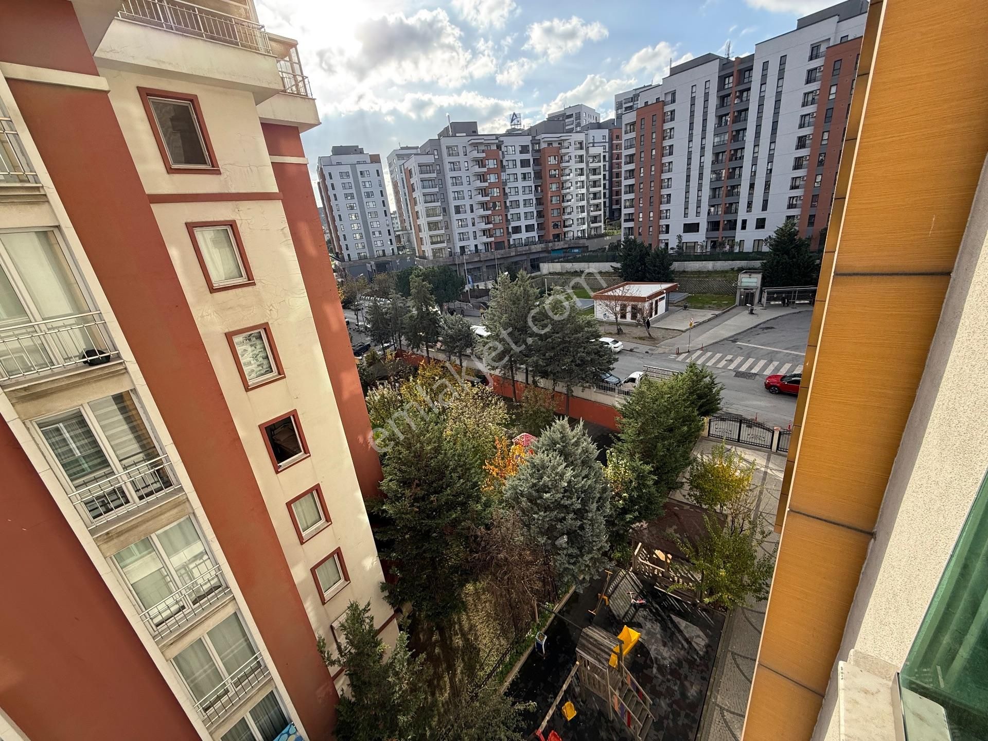 Yeni Mahalle Metronun Karşısında Site İçi Satılık 2+1 Lüks Daire - Görsel 5