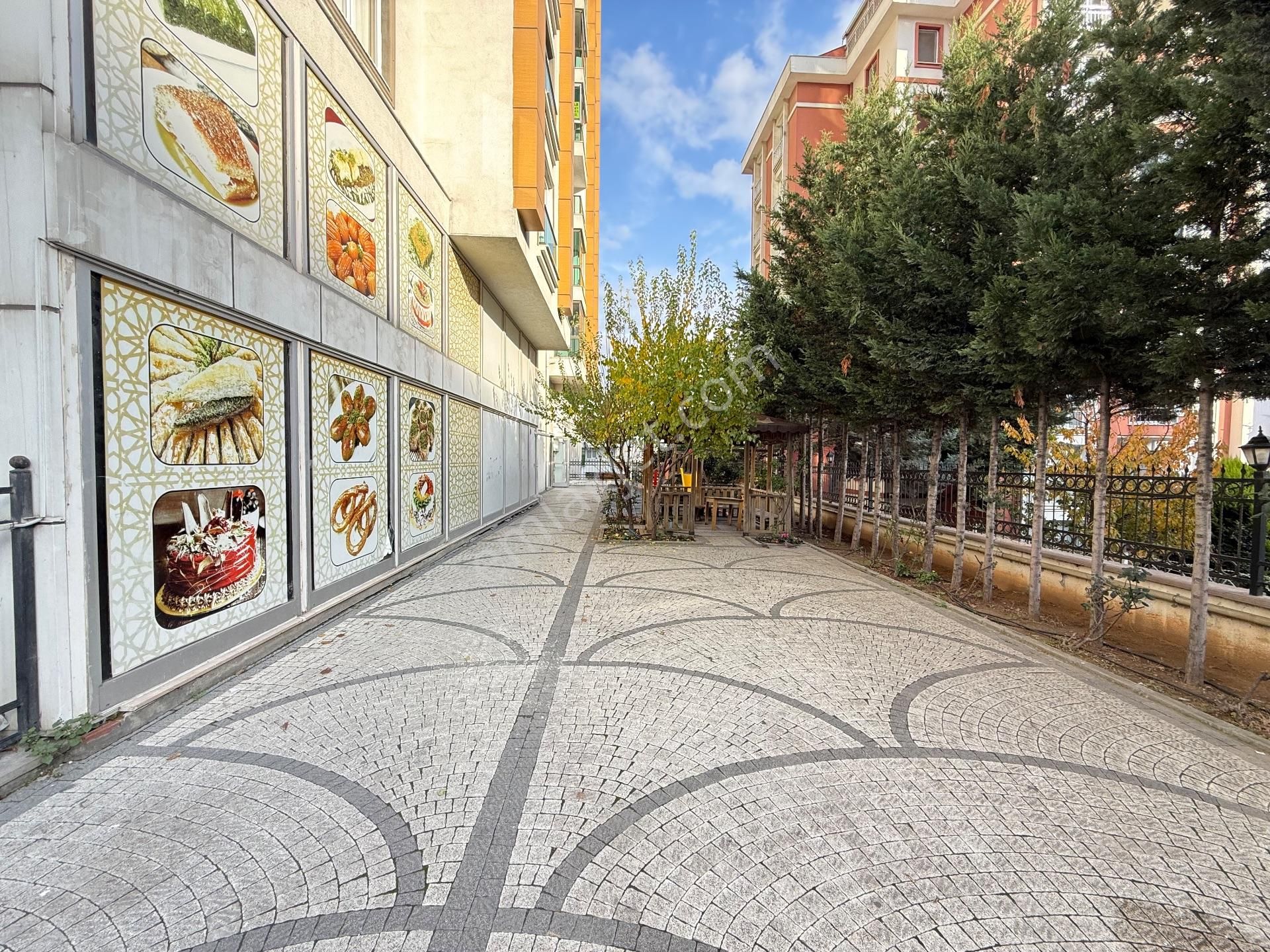 Yeni Mahalle Metronun Karşısında Site İçi Satılık 2+1 Lüks Daire - Görsel 32