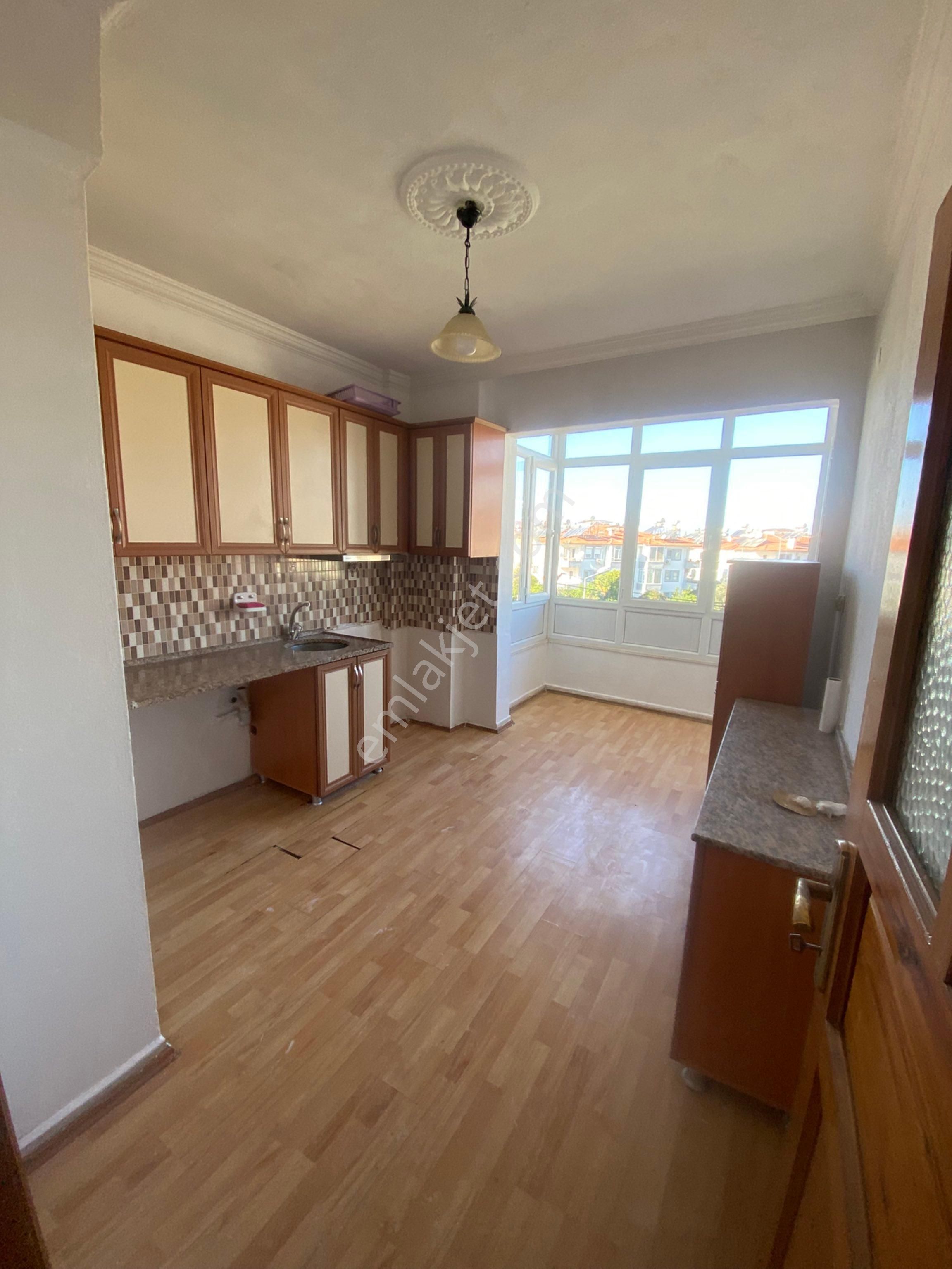 Taşyakada Karslıoğluna Yakın 3+1 Kiralık Daire - Görsel 18