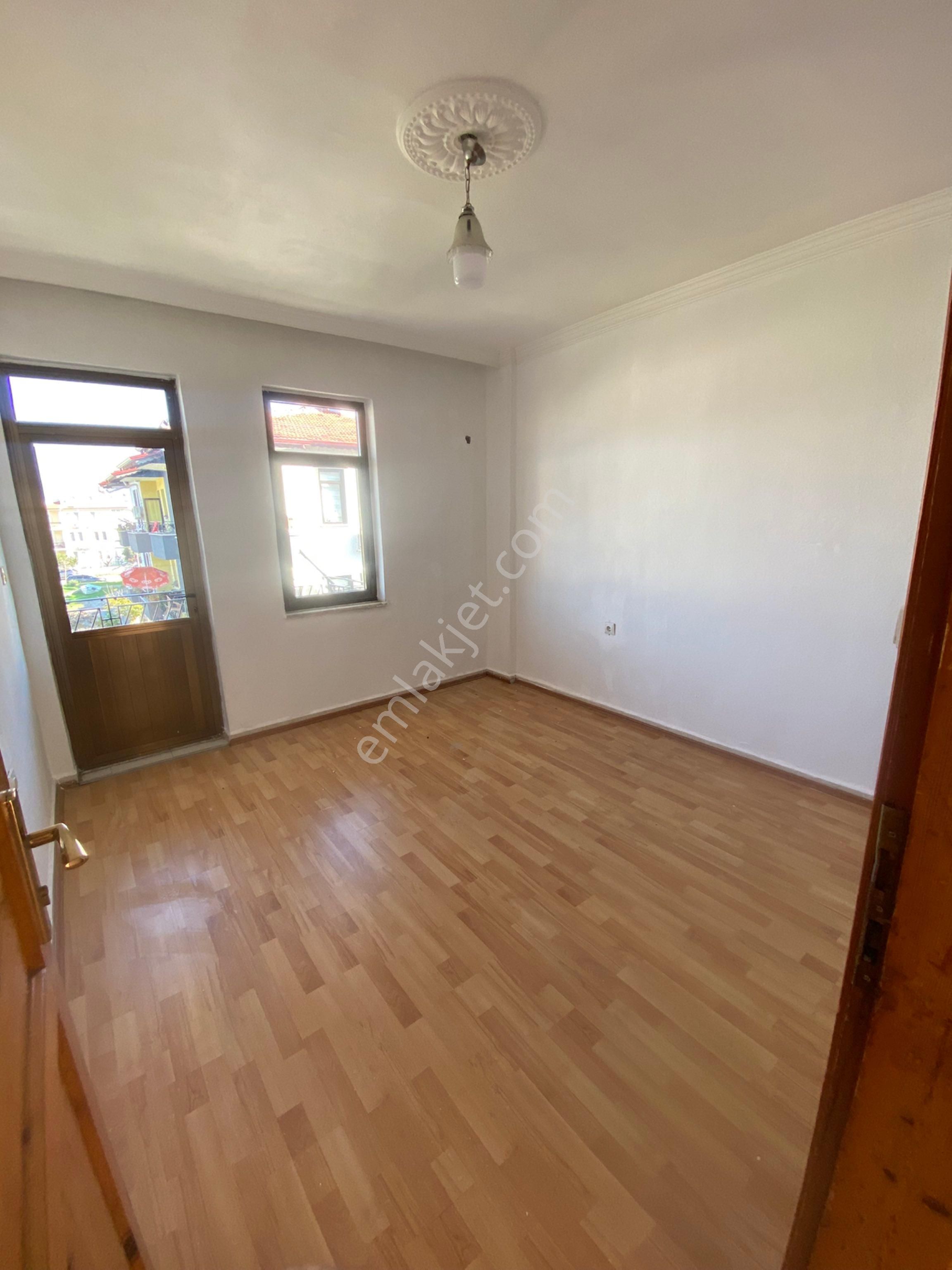 Taşyakada Karslıoğluna Yakın 3+1 Kiralık Daire - Görsel 13