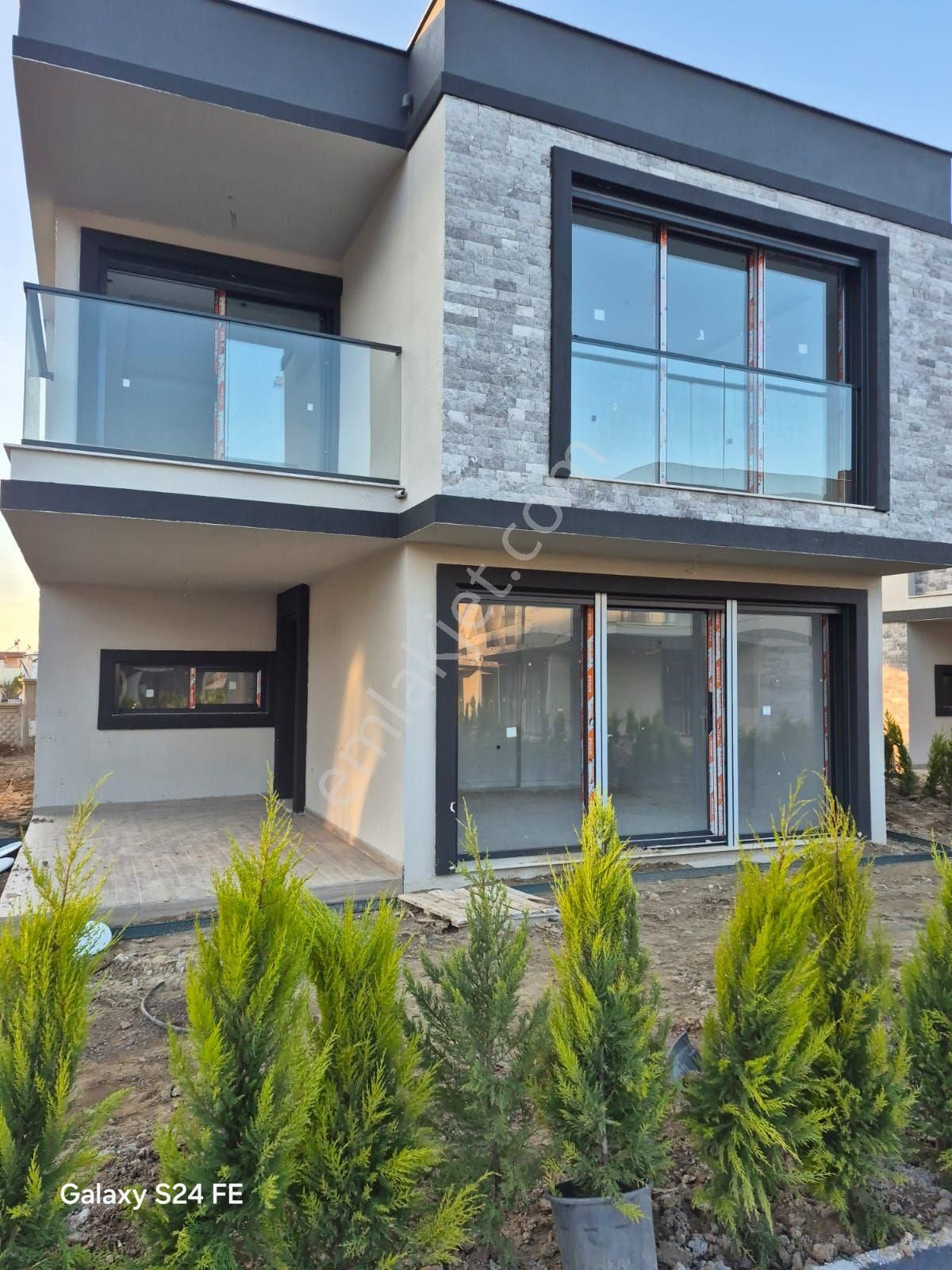 Kuşadası Satılık 3+1 Villa - Görsel 11