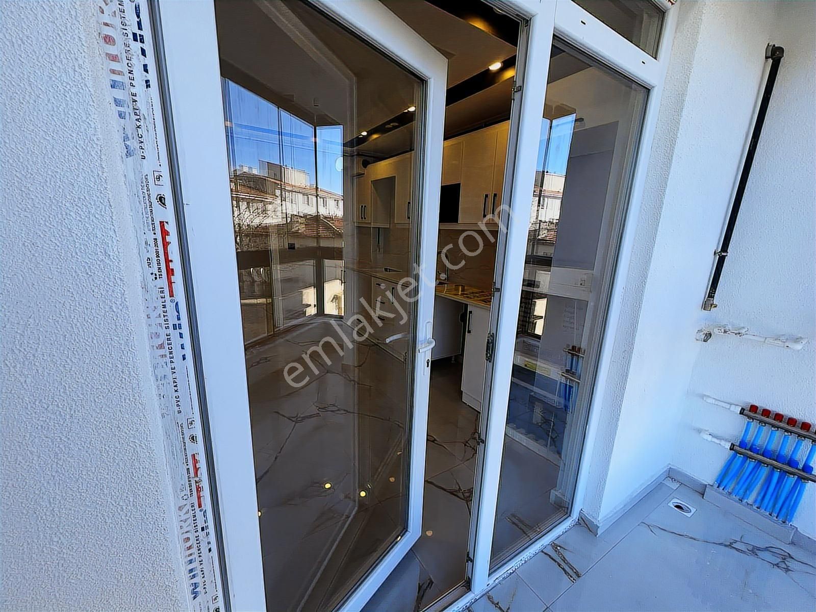 Şahintepesi'nden Esentepe'de Yerden Isıtmalı Satılık 3+1 Daire - Görsel 12