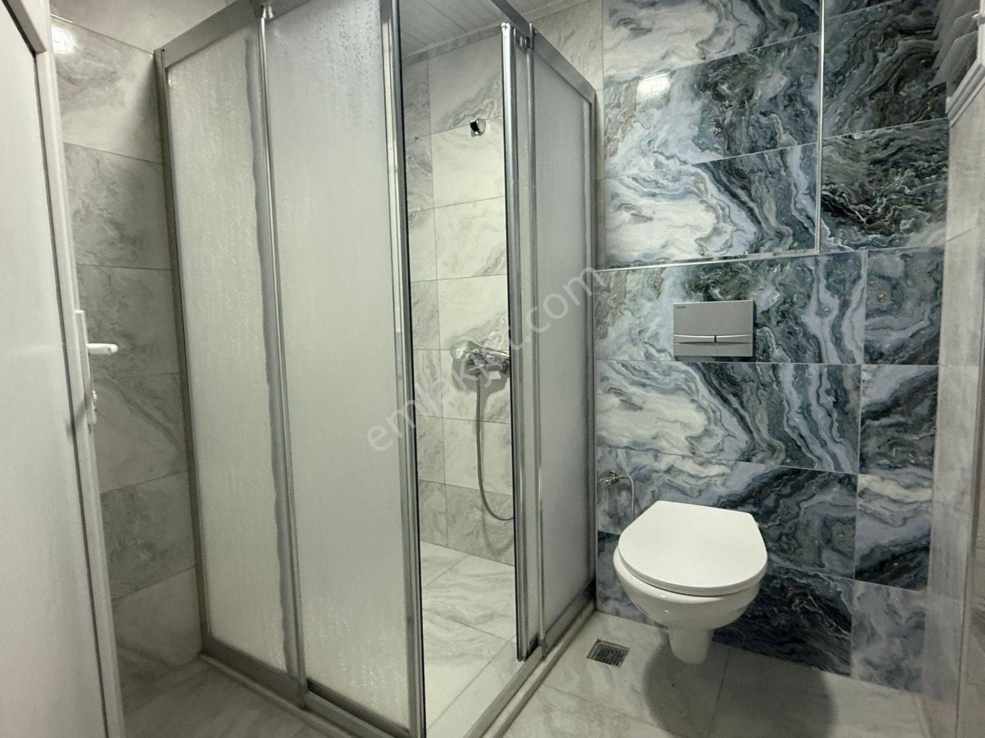 Binyapı'dan Foruma Çok Yakın Kiralık İçi Yeni Daire ! - Görsel 14