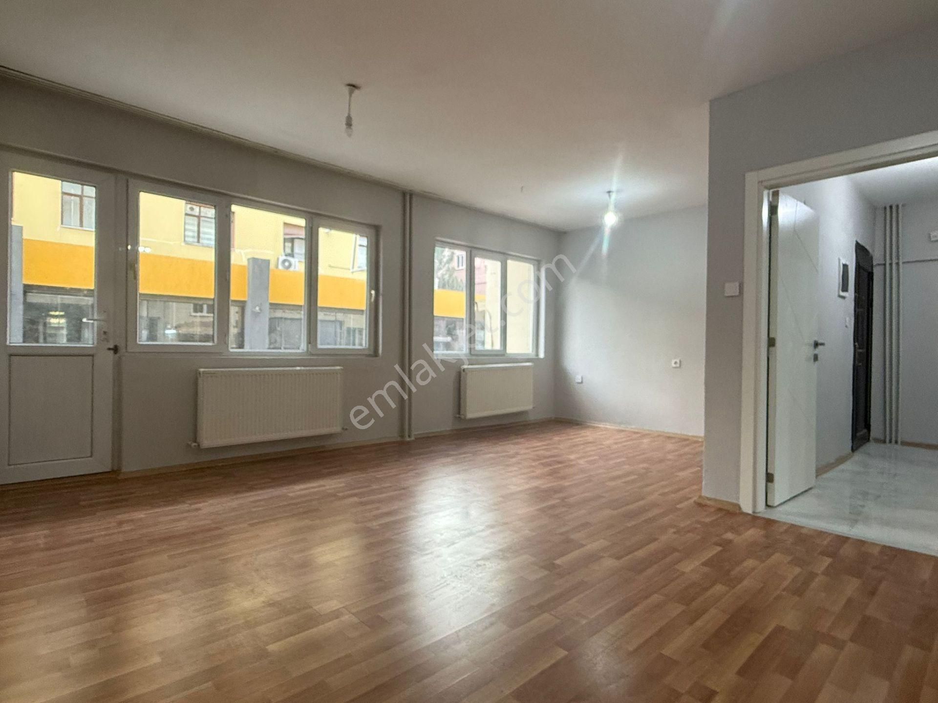 Binyapı'dan Foruma Çok Yakın Kiralık İçi Yeni Daire ! - Görsel 9