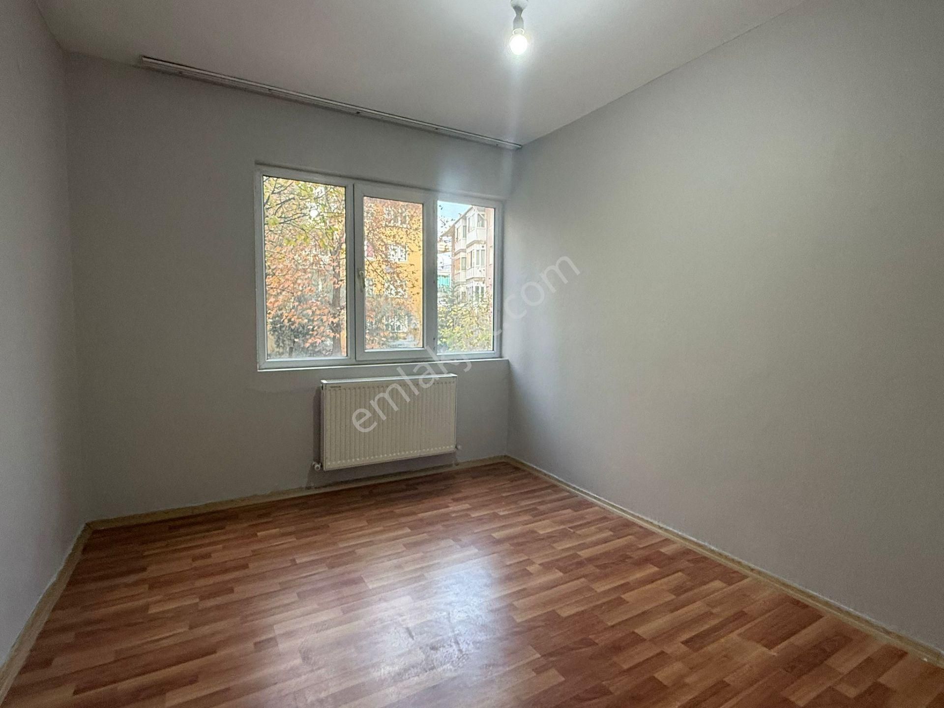 Binyapı'dan Foruma Çok Yakın Kiralık İçi Yeni Daire ! - Görsel 16