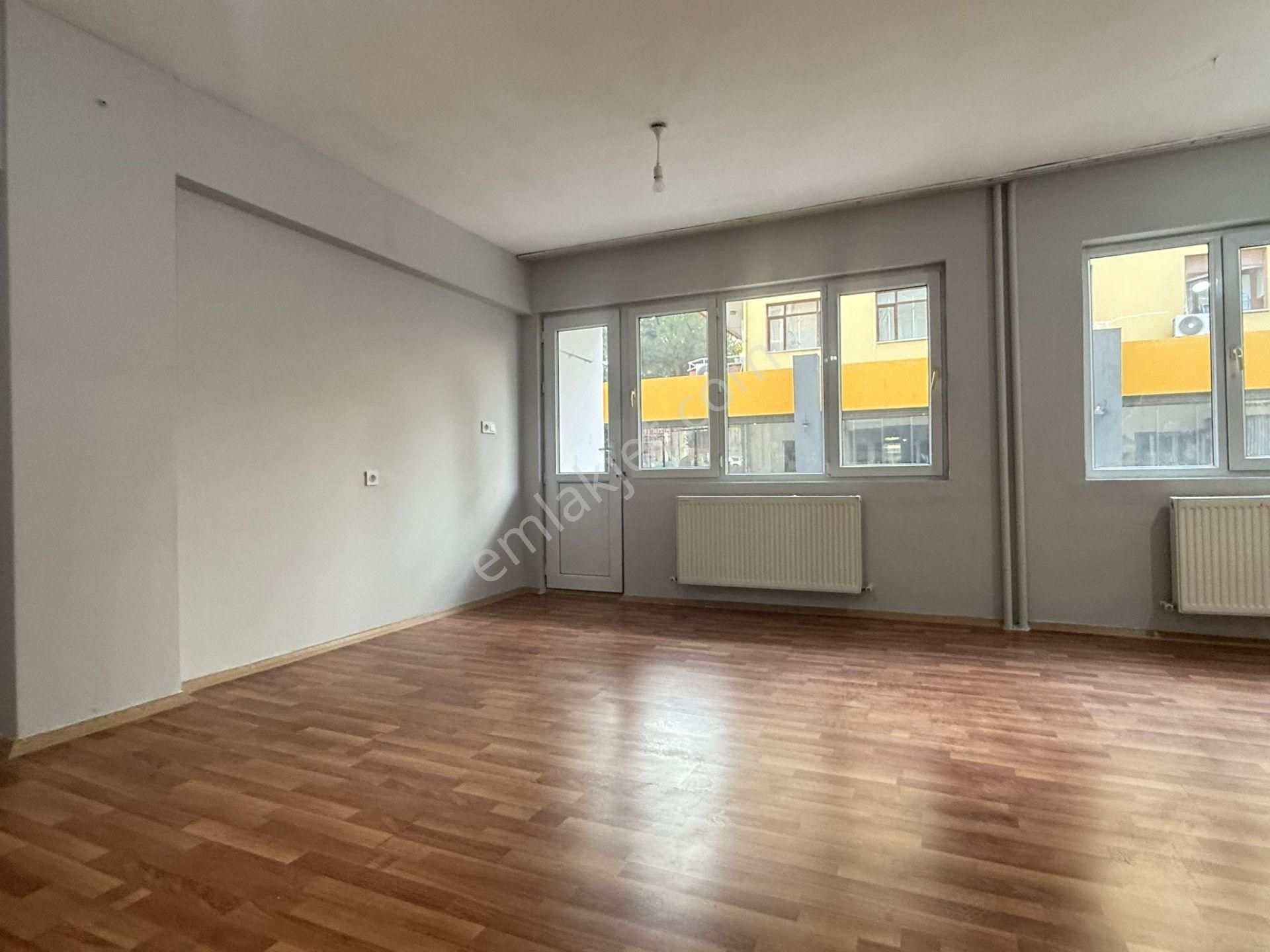 Binyapı'dan Foruma Çok Yakın Kiralık İçi Yeni Daire ! - Görsel 12