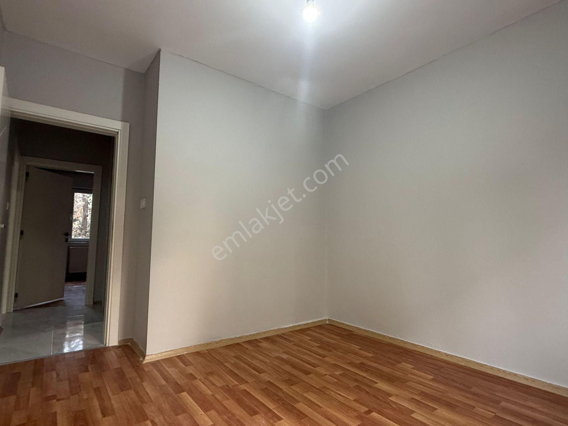 Binyapı'dan Foruma Çok Yakın Kiralık İçi Yeni Daire ! - Görsel 11