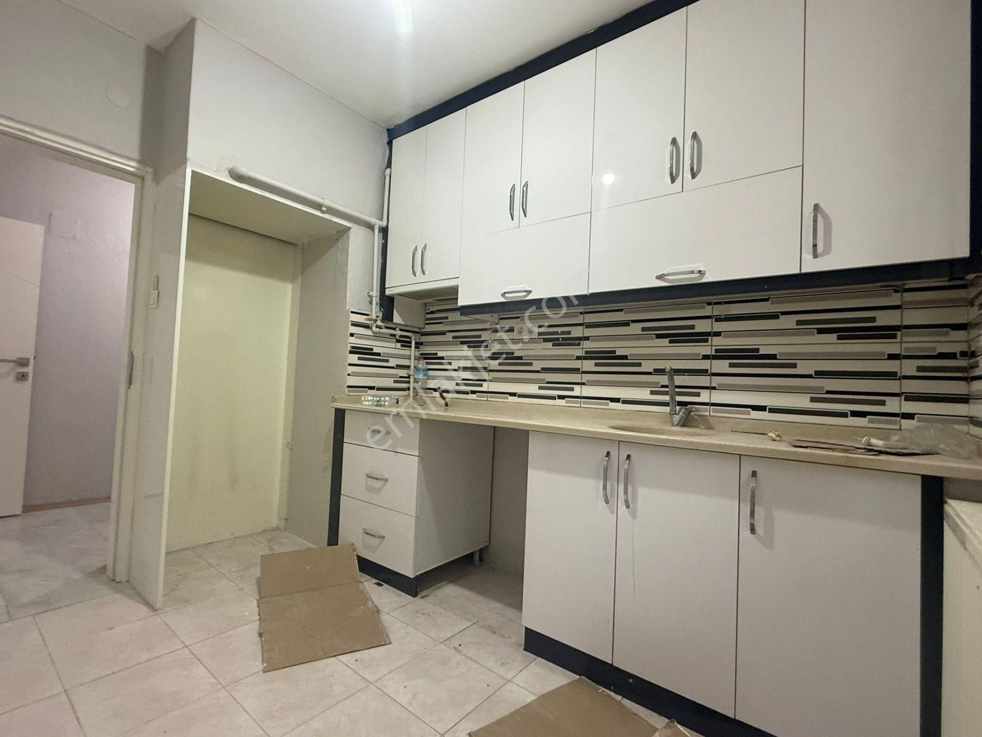 Binyapı'dan Foruma Çok Yakın Kiralık İçi Yeni Daire ! - Görsel 7