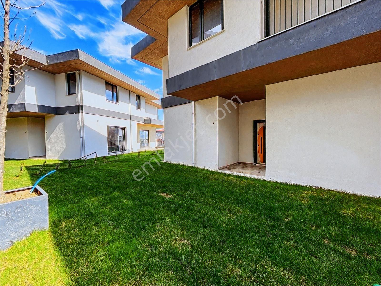 Emlak Konut Vadi Evleri 1 ▀ 5+1 Tripleks Villa ▀ 200 M² Bahçeli - Görsel 22