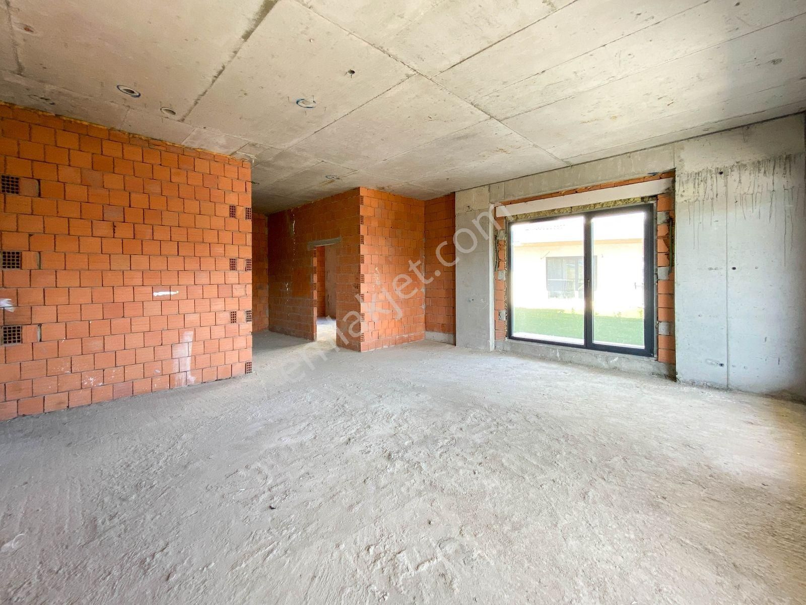 Emlak Konut Vadi Evleri 1 ▀ 5+1 Tripleks Villa ▀ 200 M² Bahçeli - Görsel 4