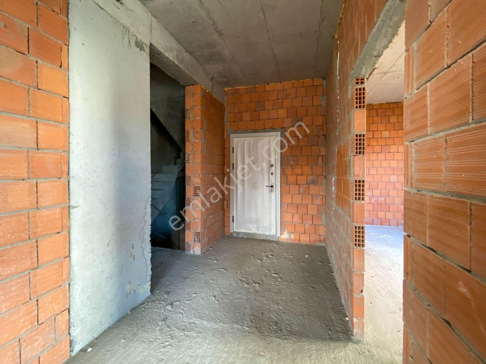 Emlak Konut Vadi Evleri 1 ▀ 5+1 Tripleks Villa ▀ 200 M² Bahçeli - Görsel 14