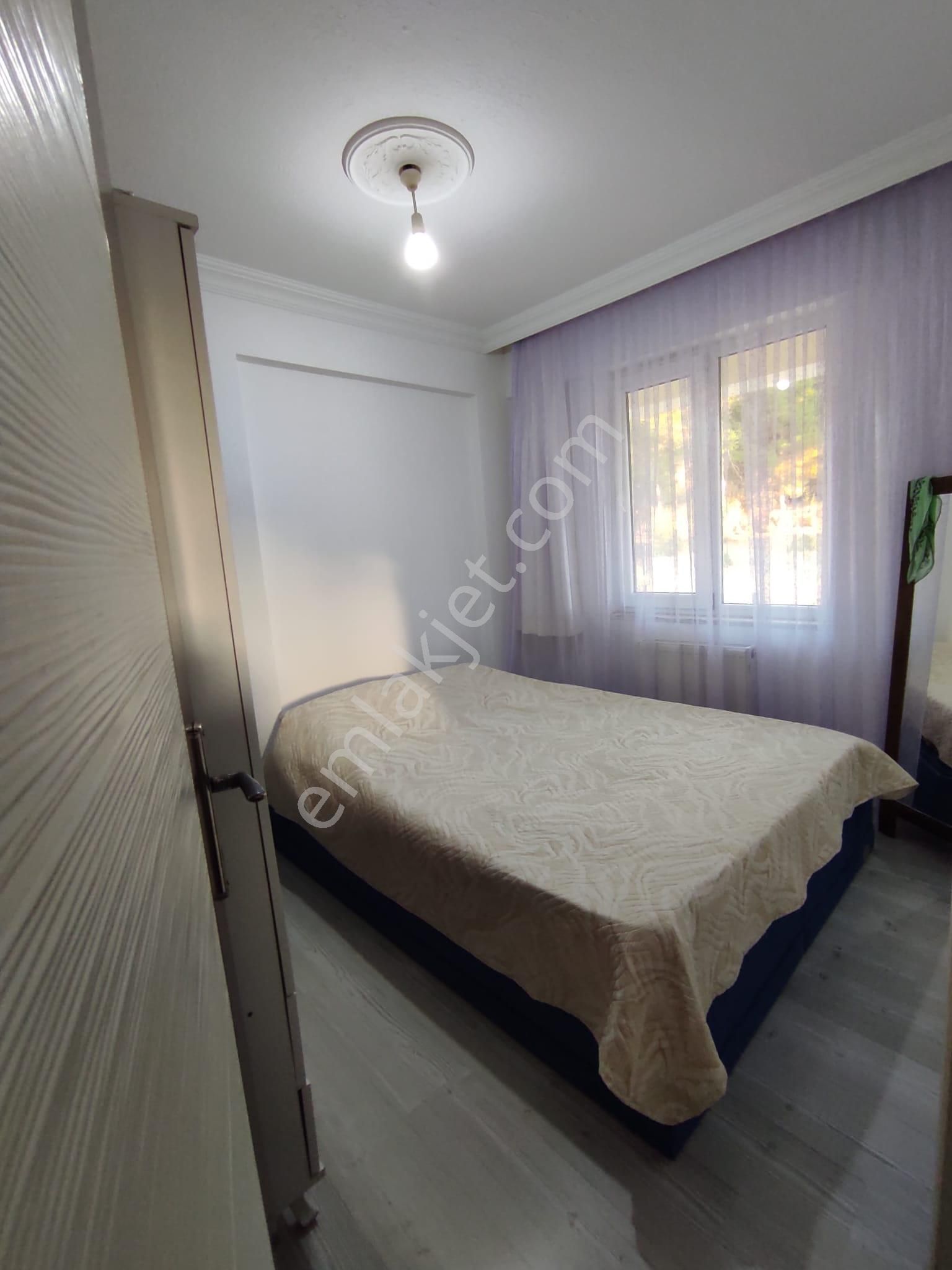 Yeniköyde Sahibinden Satılık 2+1 Geniş Daire - Görsel 8