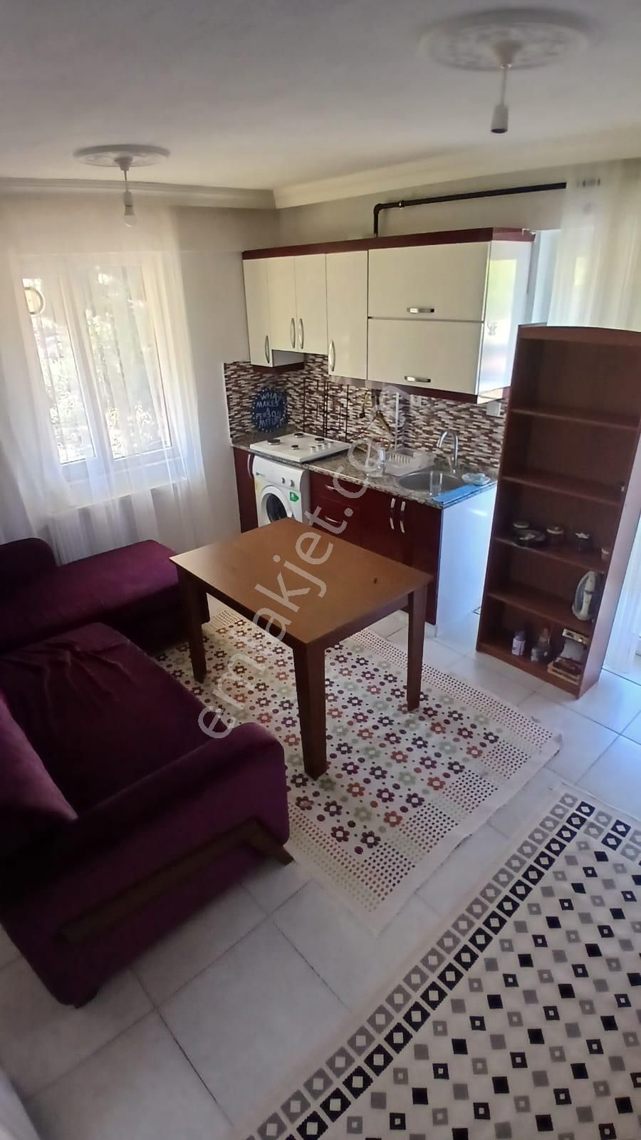 Yeniköyde Sahibinden Satılık 2+1 Geniş Daire - Görsel 4