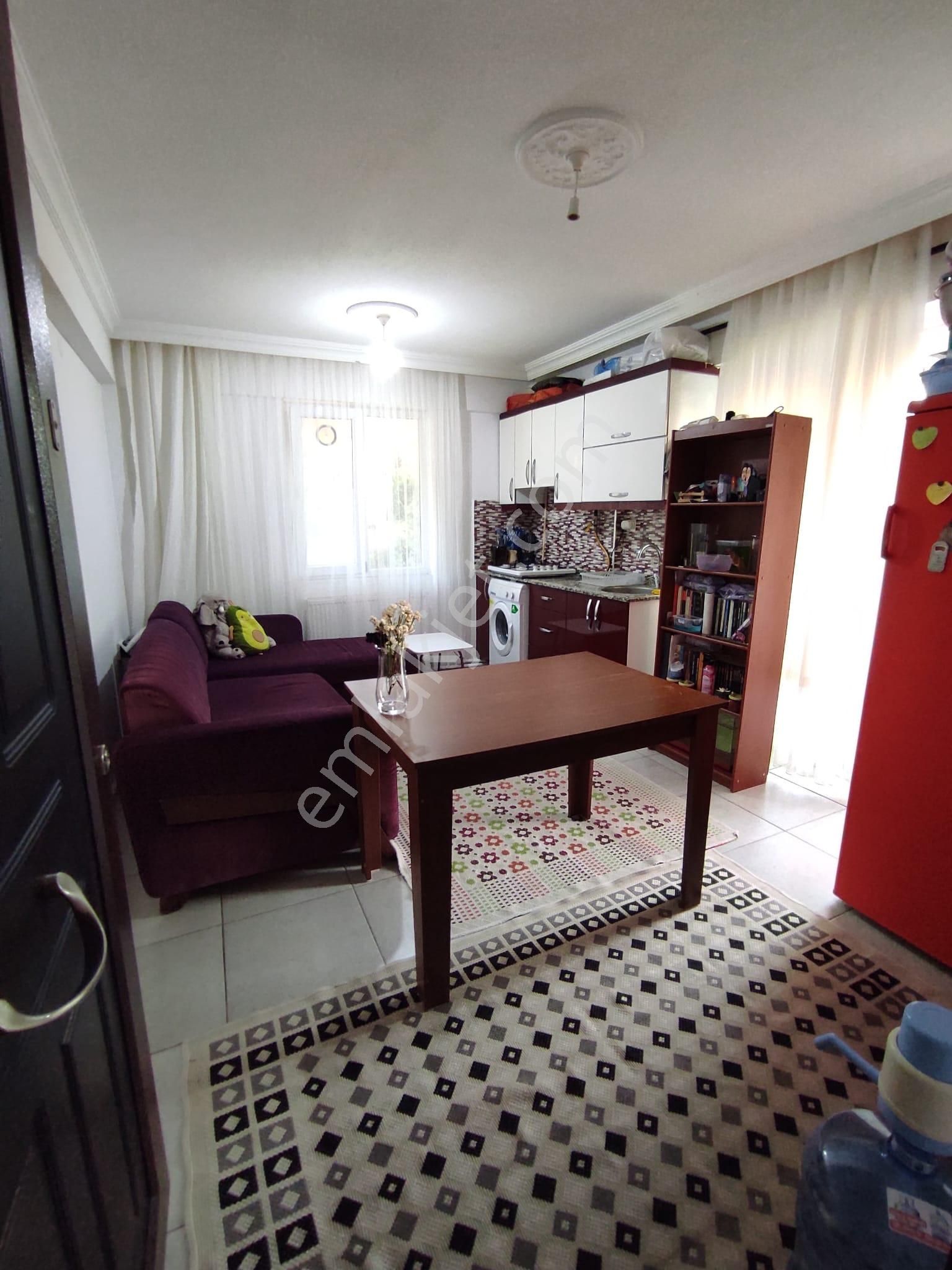 Yeniköyde Sahibinden Satılık 2+1 Geniş Daire