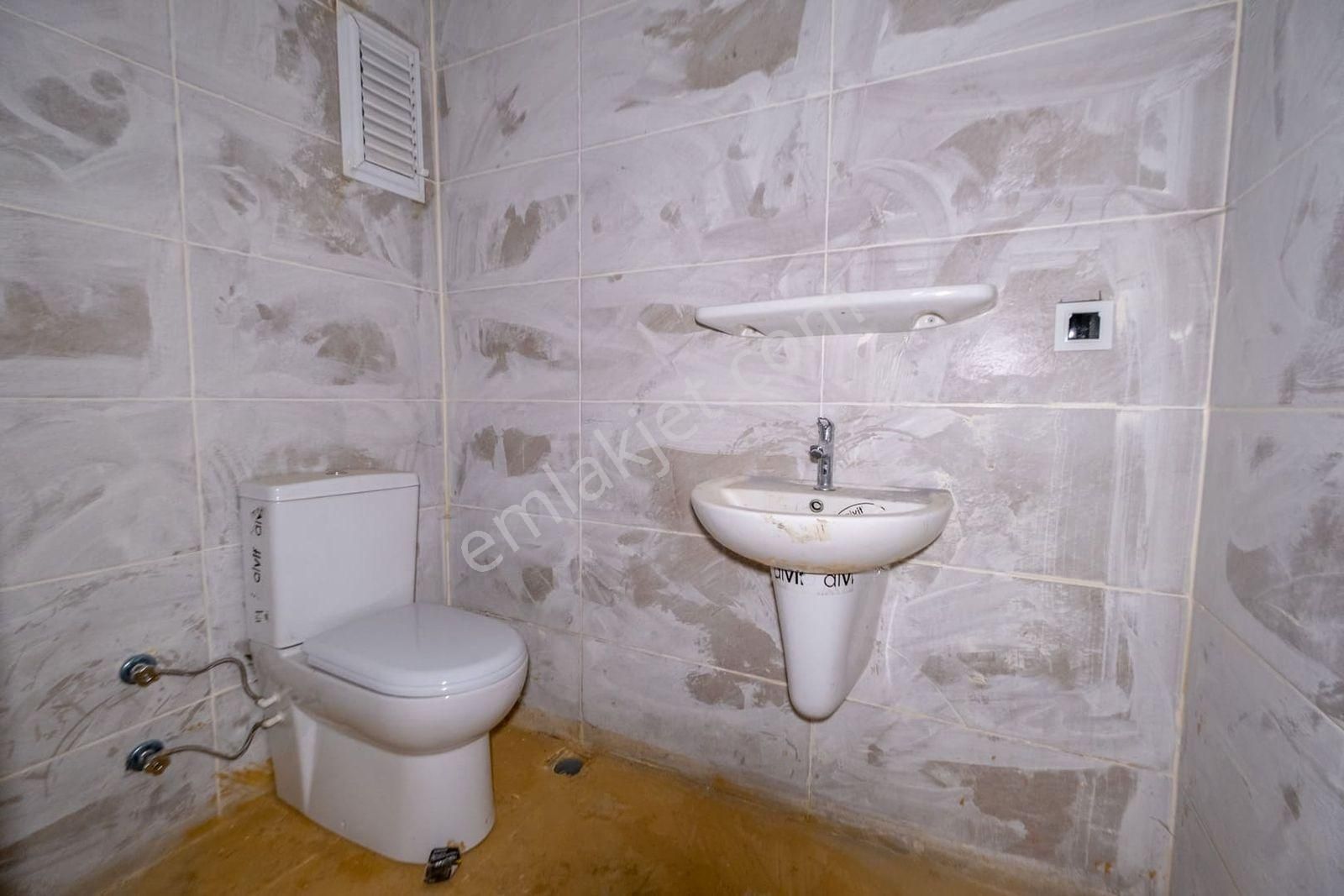 Kayaşehir 11. Bölge ▀ Kiralık Komple Bina ▀ 3 Katlı ▀ 260 M² - Görsel 34