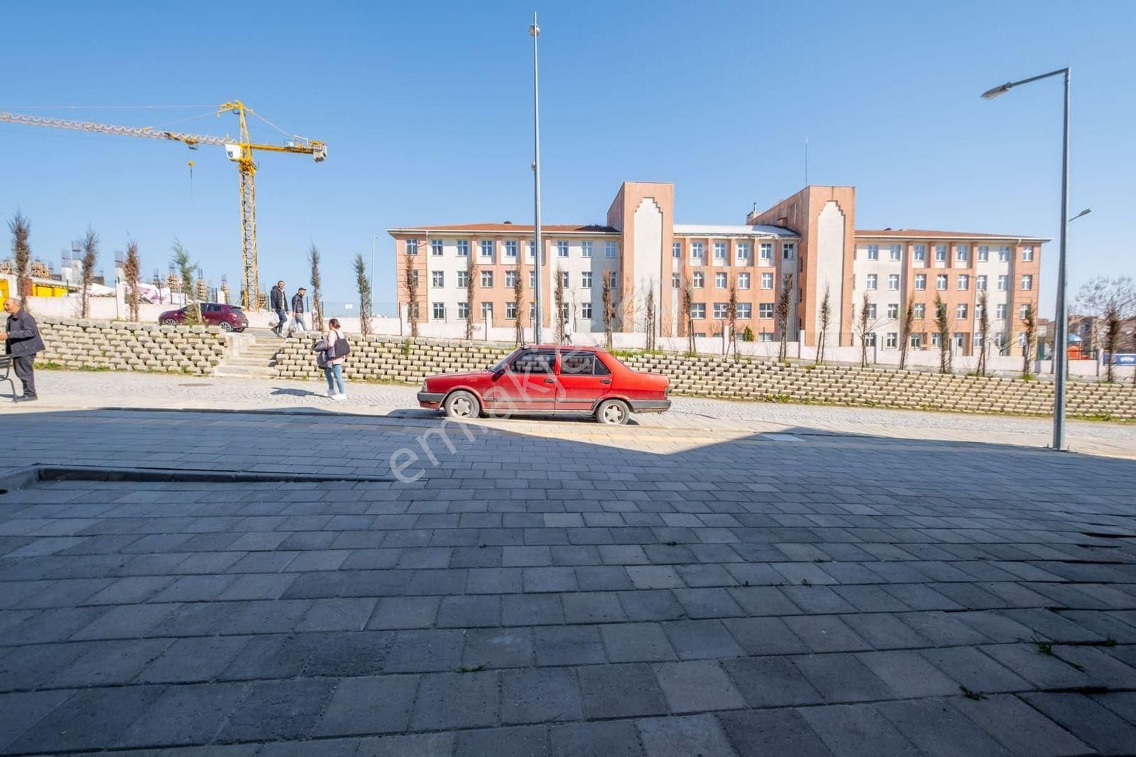 Kayaşehir 11. Bölge ▀ Kiralık Komple Bina ▀ 3 Katlı ▀ 260 M² - Görsel 31