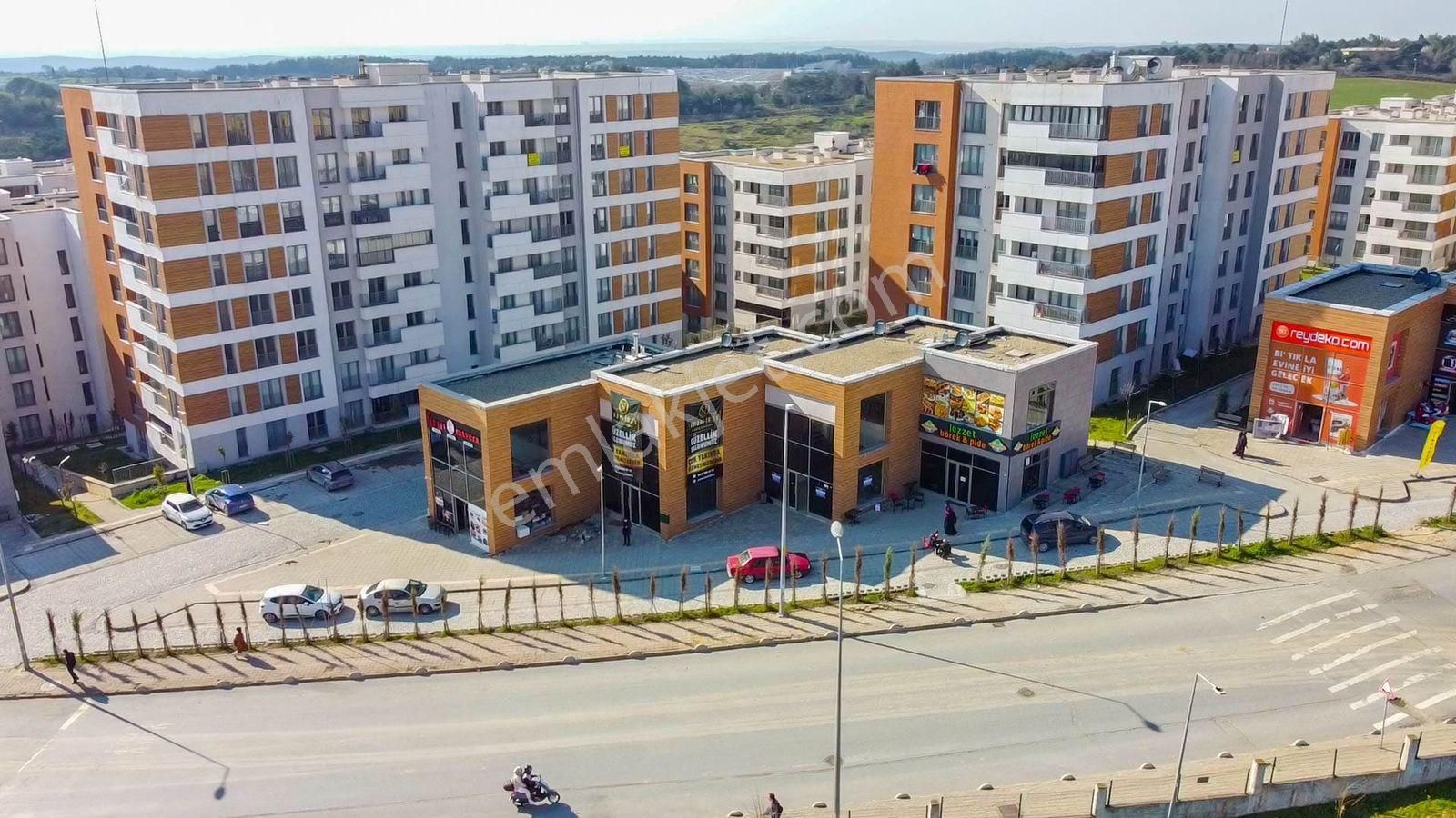 Kayaşehir 11. Bölge ▀ Kiralık Komple Bina ▀ 3 Katlı ▀ 260 M² - Görsel 13
