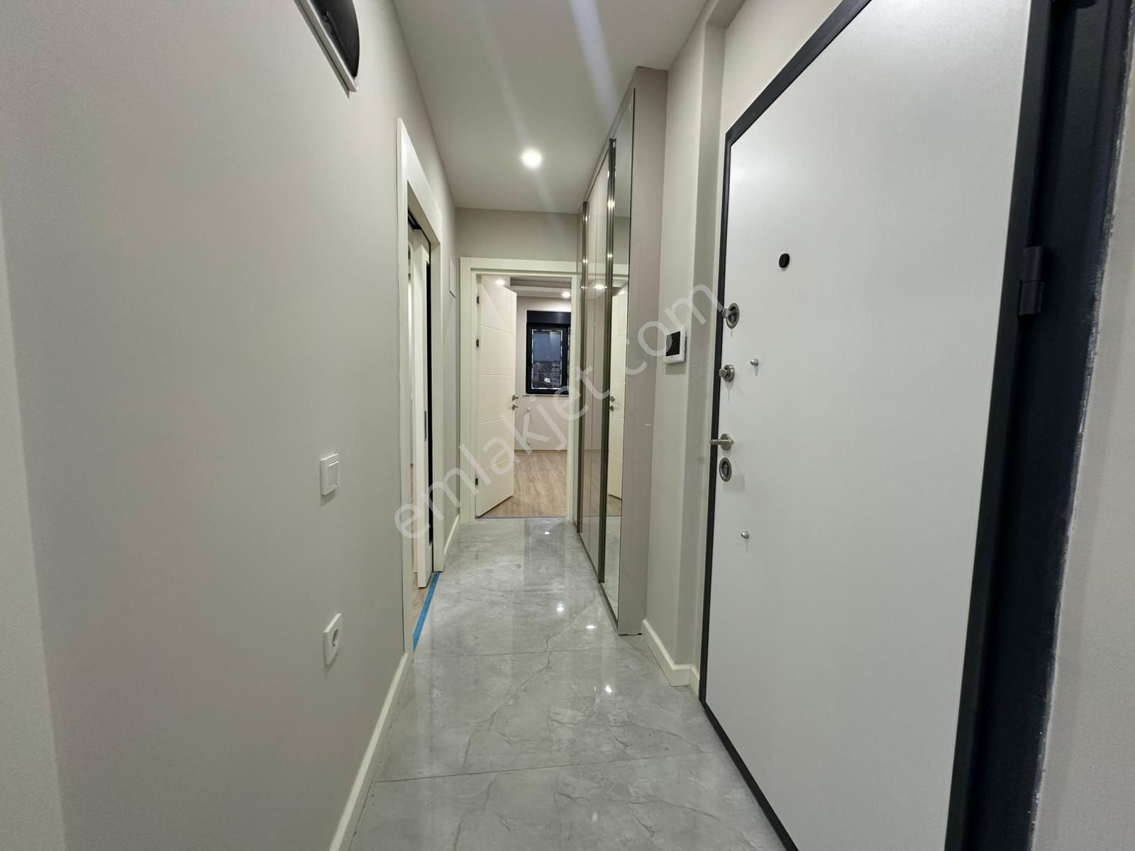 V. Karşıyaka Mah. 2+1 Abd Mutfak Sıfır Kiralık Daire - Görsel 5