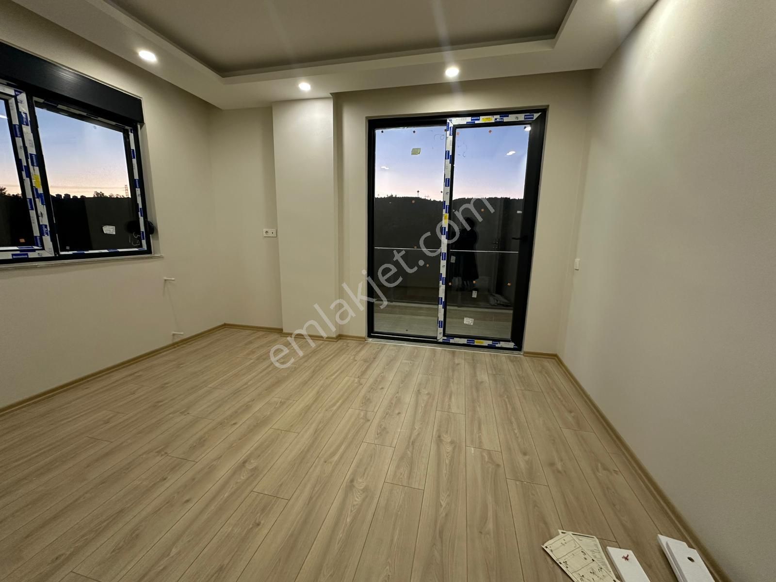 V. Karşıyaka Mah. 2+1 Abd Mutfak Sıfır Kiralık Daire - Görsel 9