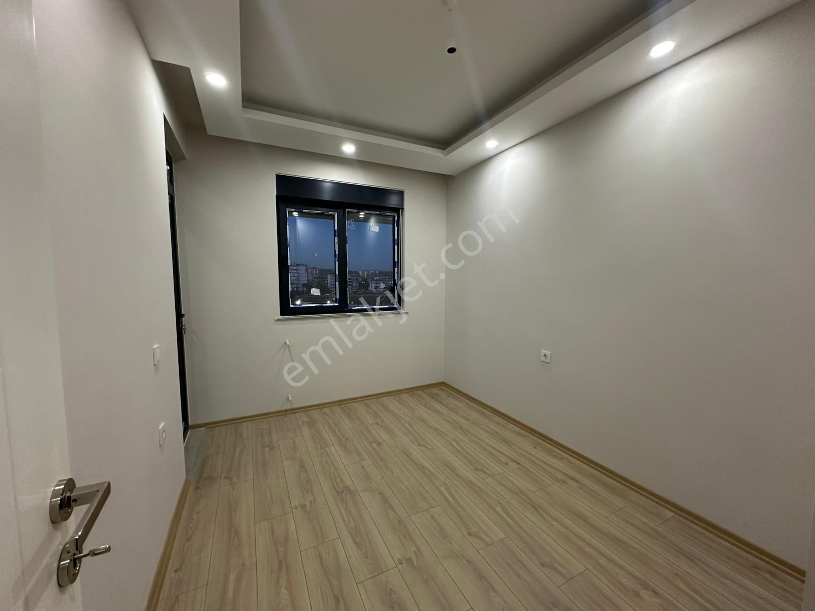 V. Karşıyaka Mah. 2+1 Abd Mutfak Sıfır Kiralık Daire - Görsel 16