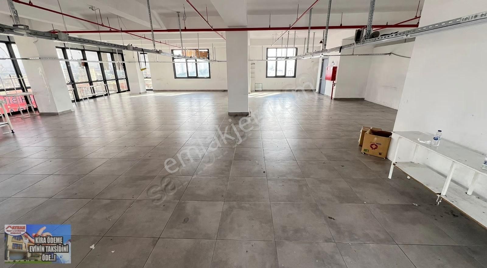 Yunusemre Mah'de İş Merkezin'de Kiralık 400m2 - Görsel 19