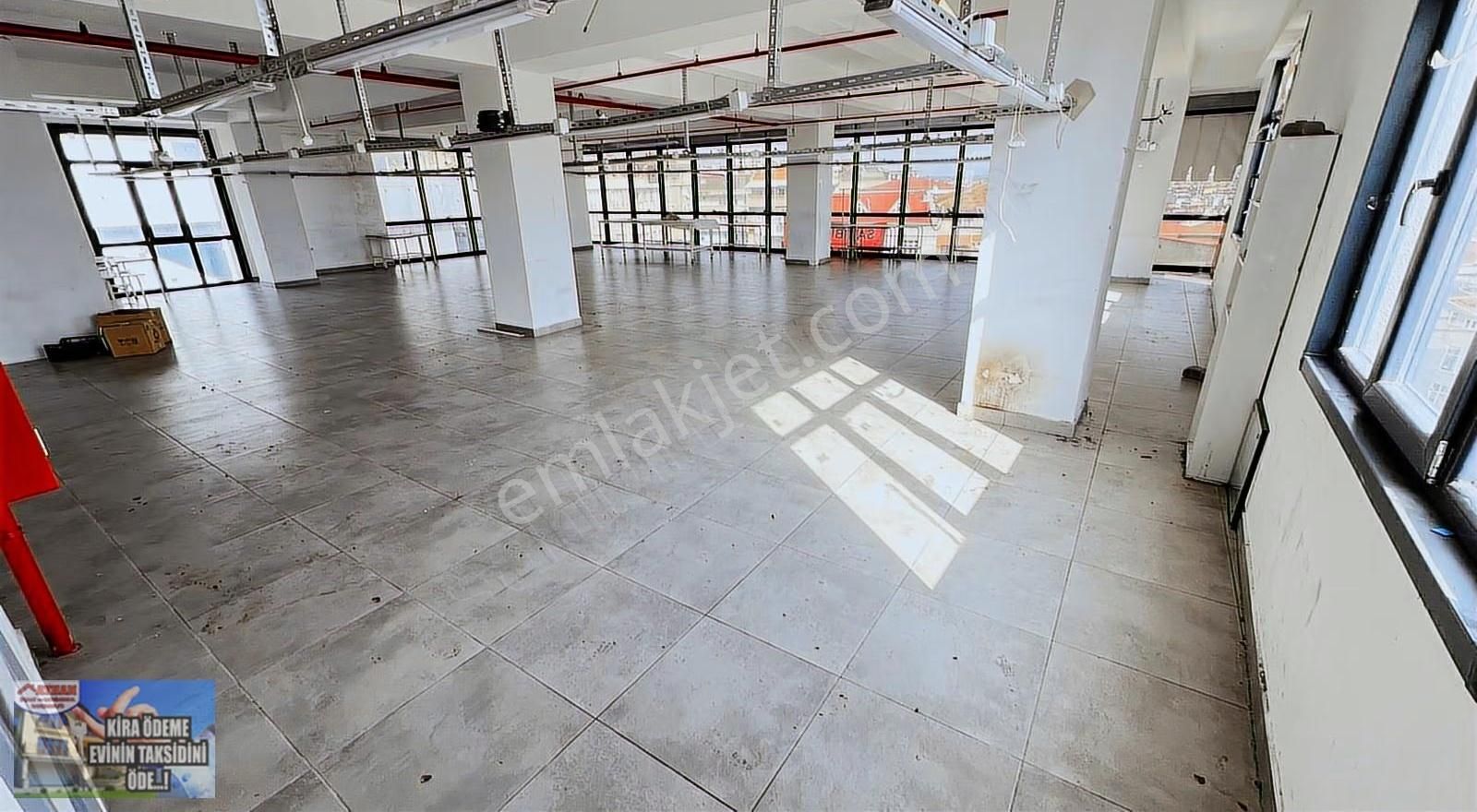 Yunusemre Mah'de İş Merkezin'de Kiralık 400m2 - Görsel 3
