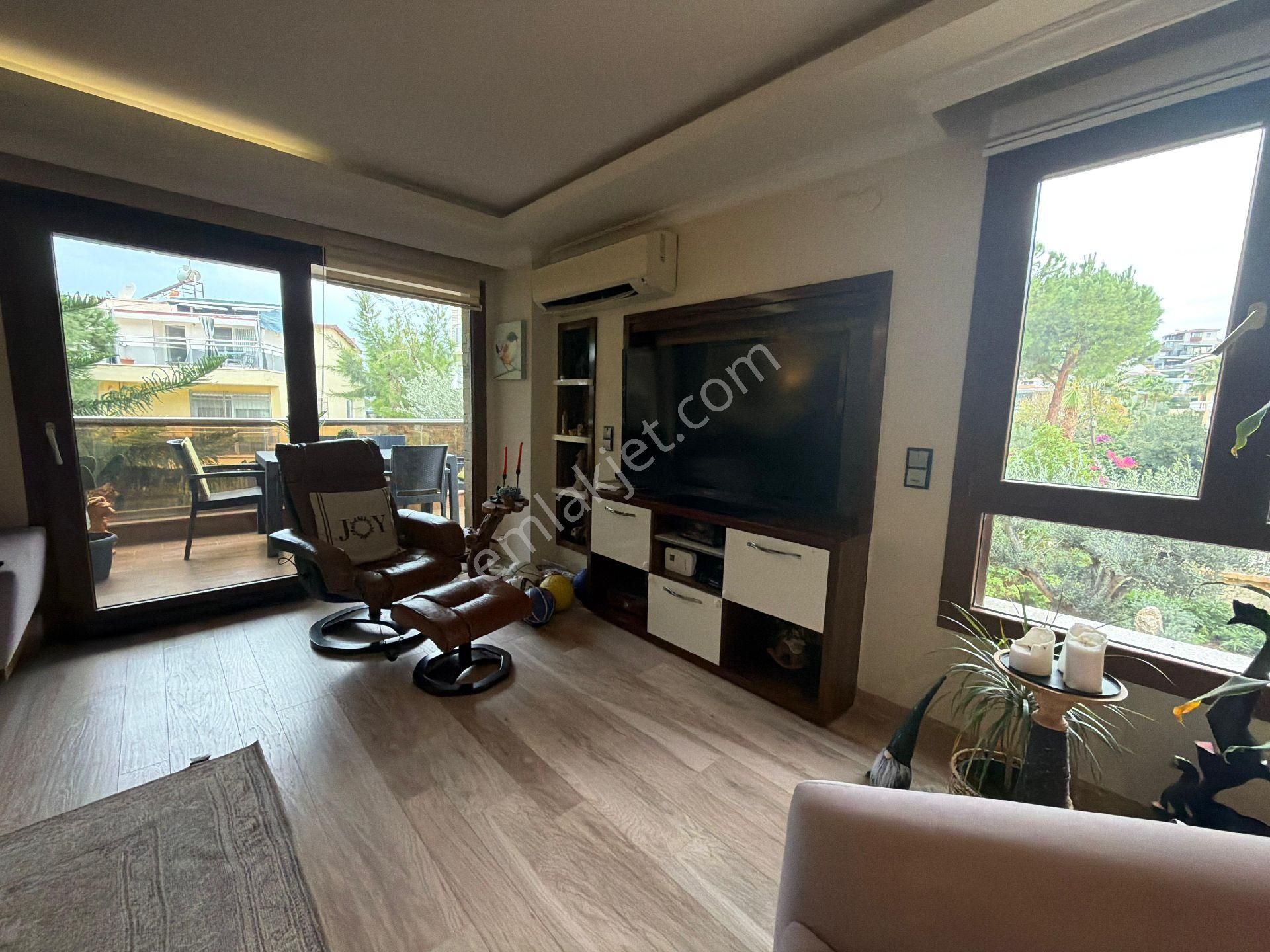 Marina Bölgesinde Lüks 3+1 - Görsel 10