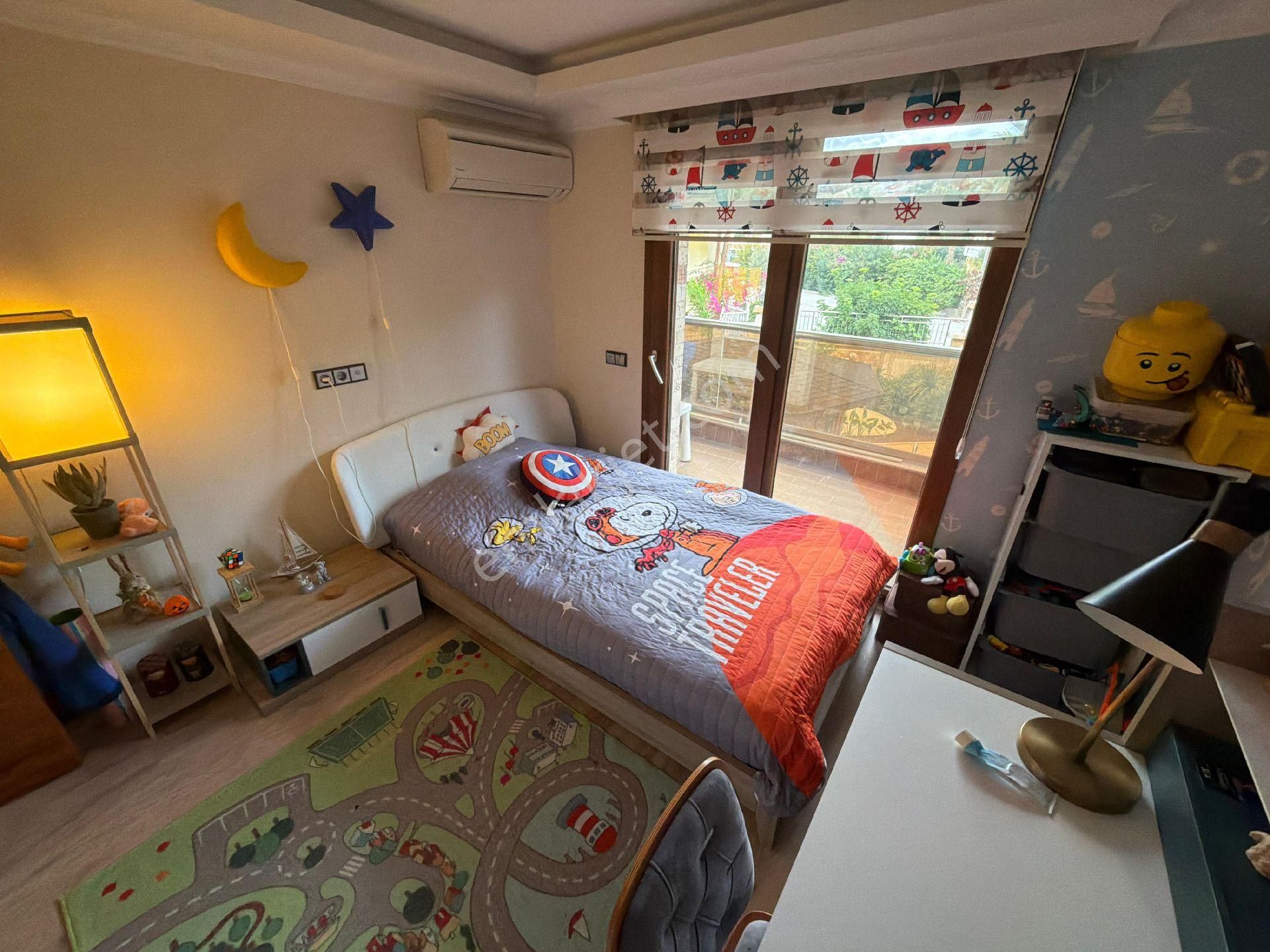 Marina Bölgesinde Lüks 3+1 - Görsel 20