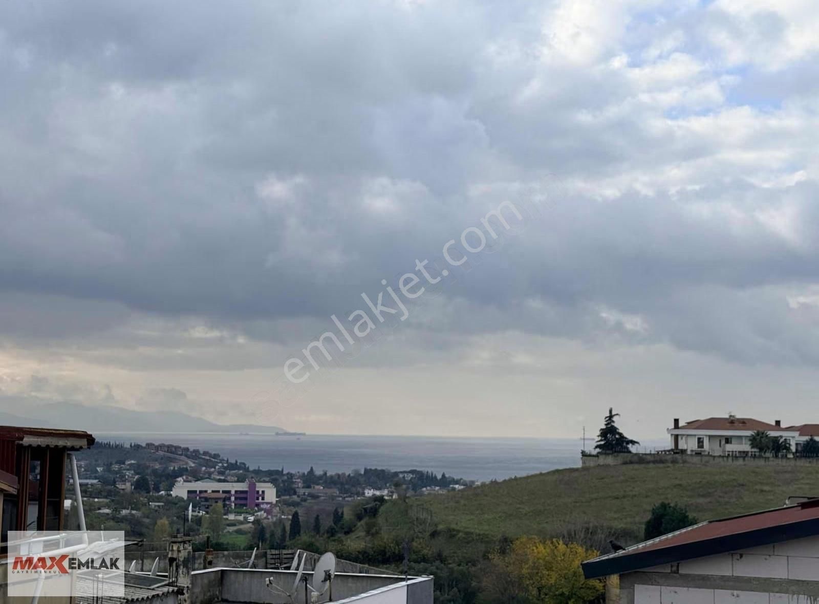 Tuzla Cad Yakın İki Aileye Uygun İskanlı 260m2 4+1 Ara Kat - Görsel 23