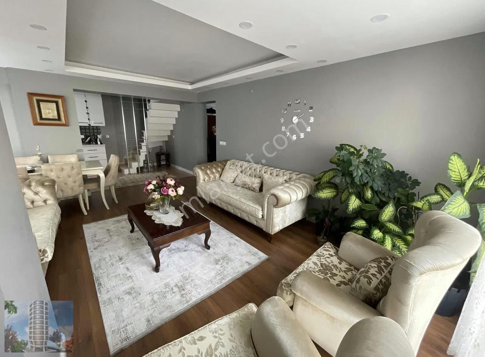 Ümraniye Çarşı'nın Yanıbaşında Satılık 3+2 Çok Geniş Lüx Daire - Görsel 17