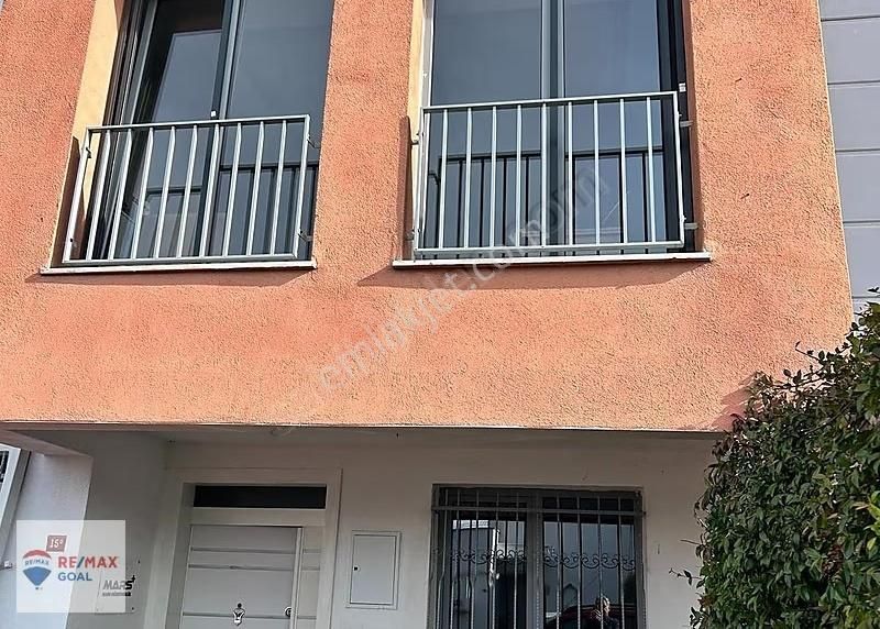 Başakşehir/kayabaşıtoki 24.bölge Satılık Kiracılı Tripleks Villa - Görsel 8