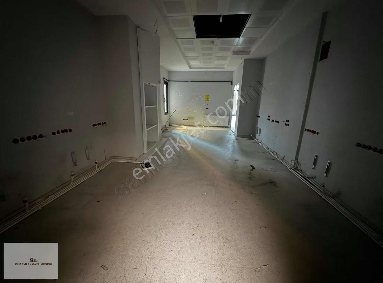 Elif Emlaktan Kiralık 260 M2 Giriş Dükkan Mağaza - Görsel 20