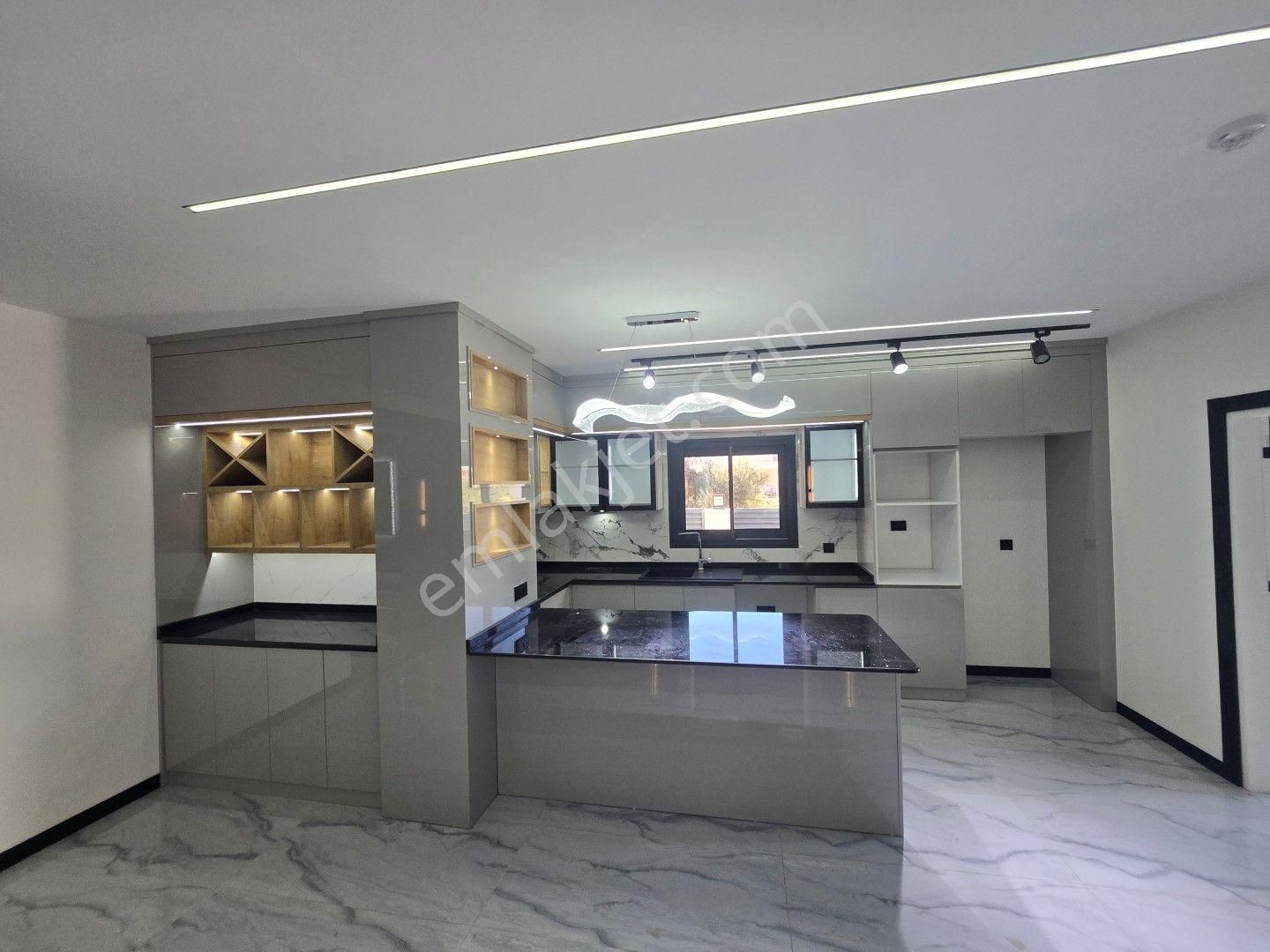 Akbük Merkezde Benzersiz Lüks Özel Havuzlu, Yerden Isıtmalı 4+1 Müstakil Villa - Görsel 12