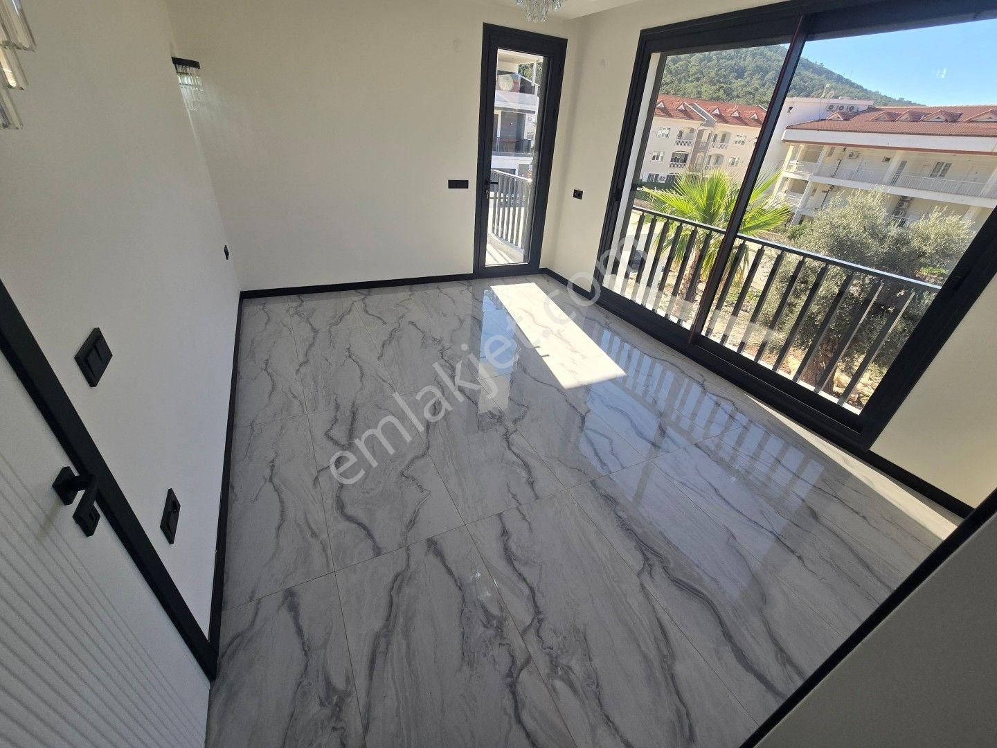 Akbük Merkezde Benzersiz Lüks Özel Havuzlu, Yerden Isıtmalı 4+1 Müstakil Villa - Görsel 24