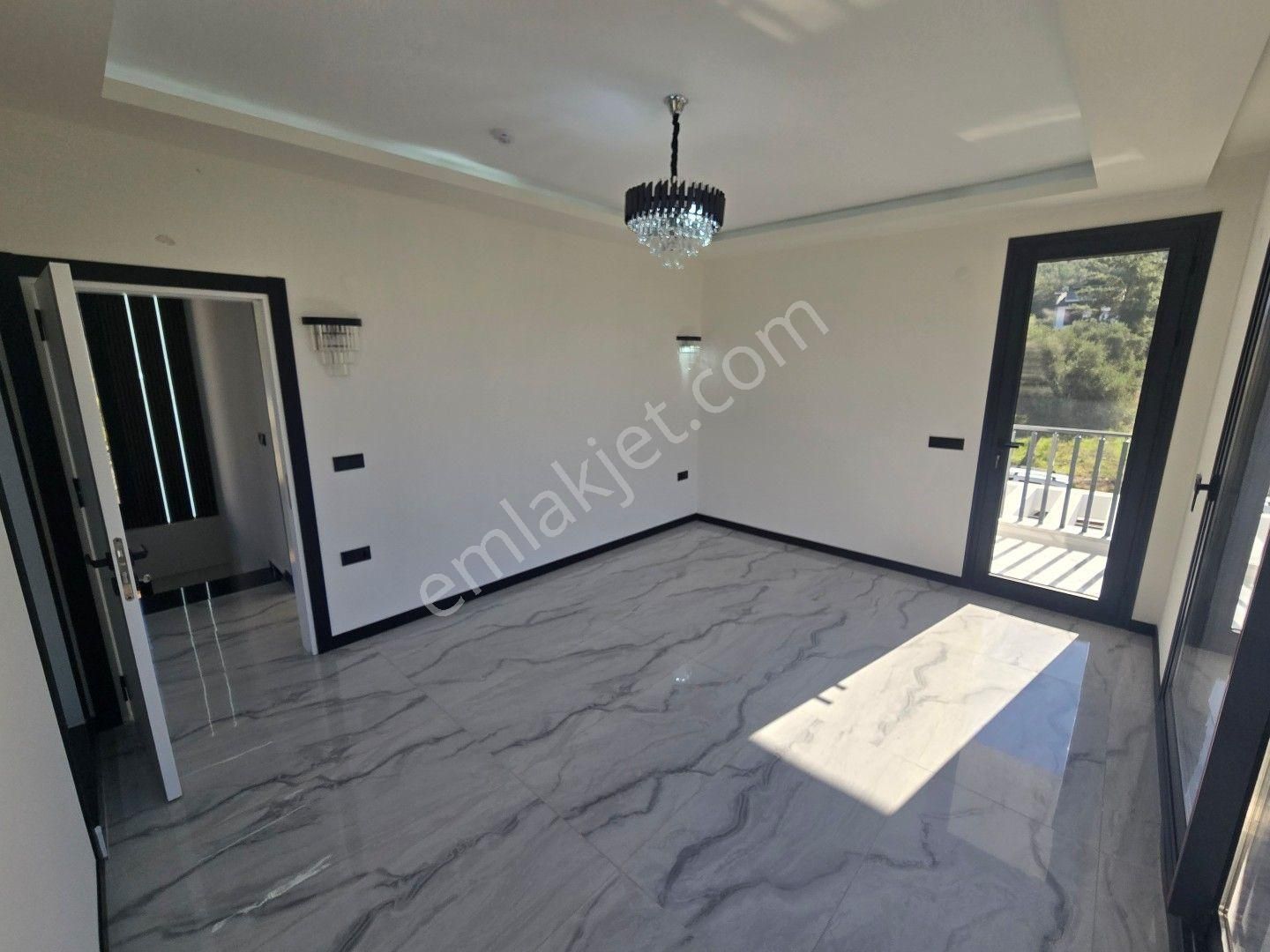 Akbük Merkezde Benzersiz Lüks Özel Havuzlu, Yerden Isıtmalı 4+1 Müstakil Villa - Görsel 20