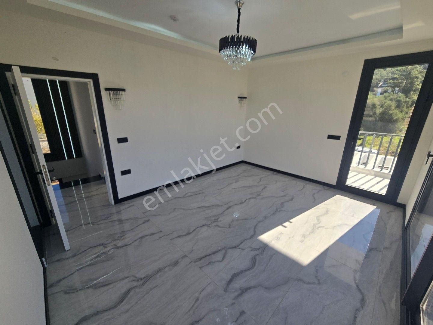 Akbük Merkezde Benzersiz Lüks Özel Havuzlu, Yerden Isıtmalı 4+1 Müstakil Villa - Görsel 19