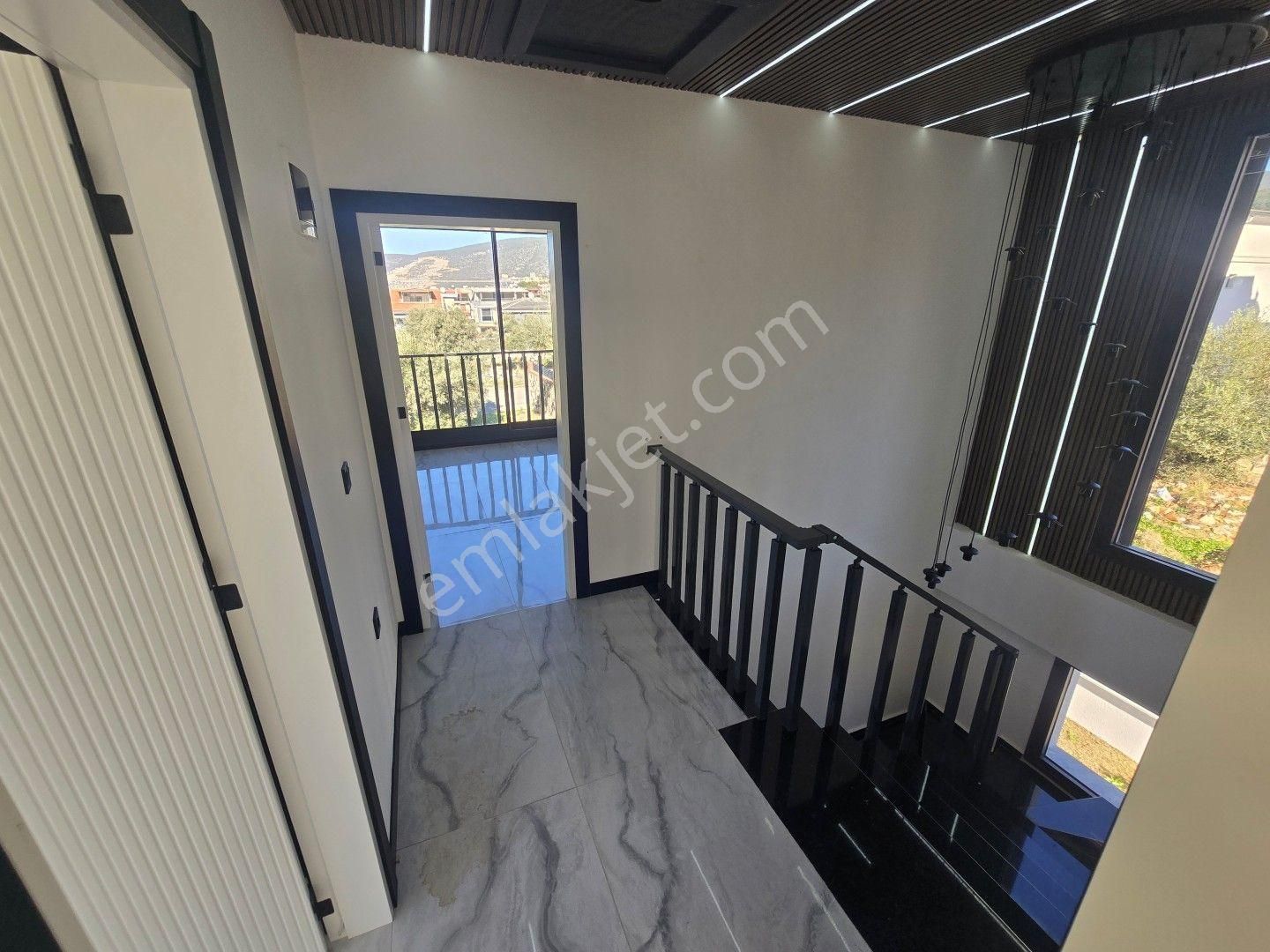 Akbük Merkezde Benzersiz Lüks Özel Havuzlu, Yerden Isıtmalı 4+1 Müstakil Villa - Görsel 34