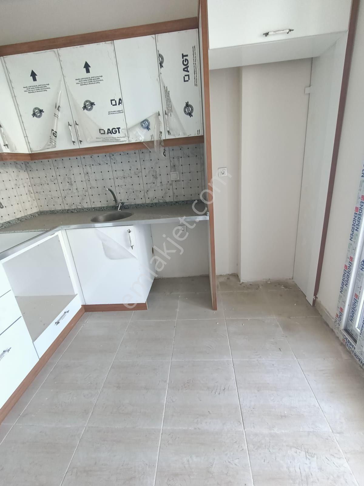 İzmir Torbalı Ayrancılar Merkezde Acill Satılık Sıfır Arakat Daire 2+1 - Görsel 3