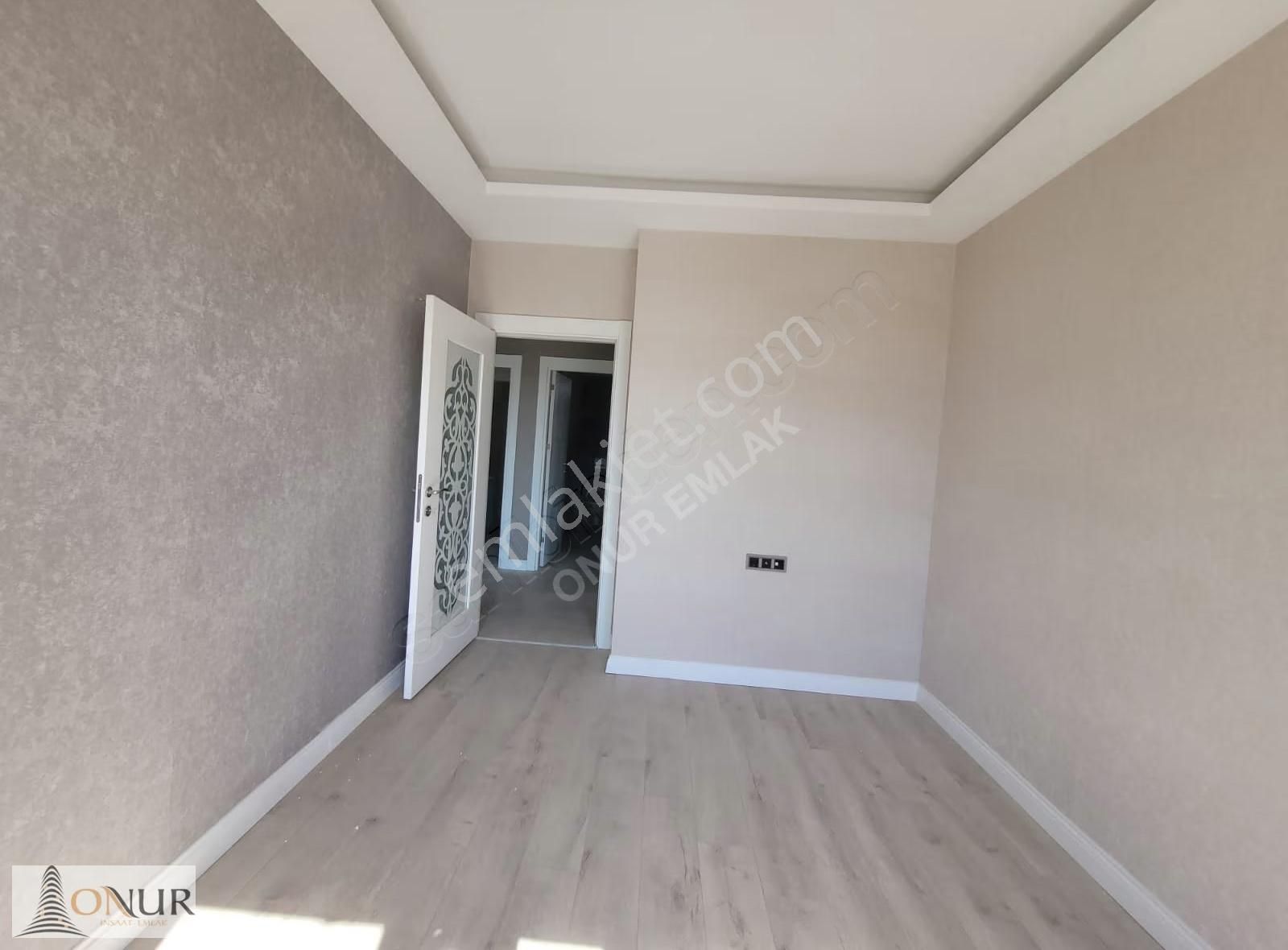 Onur Emlak Fetih Cad.fuzul Ve Emin Evime Uygun 2+1 Ara Kat Daire - Görsel 7