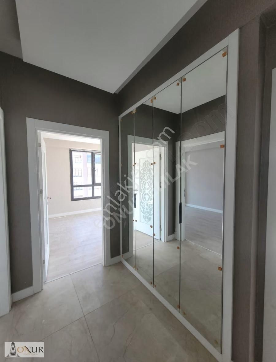 Onur Emlak Fetih Cad.fuzul Ve Emin Evime Uygun 2+1 Ara Kat Daire - Görsel 12