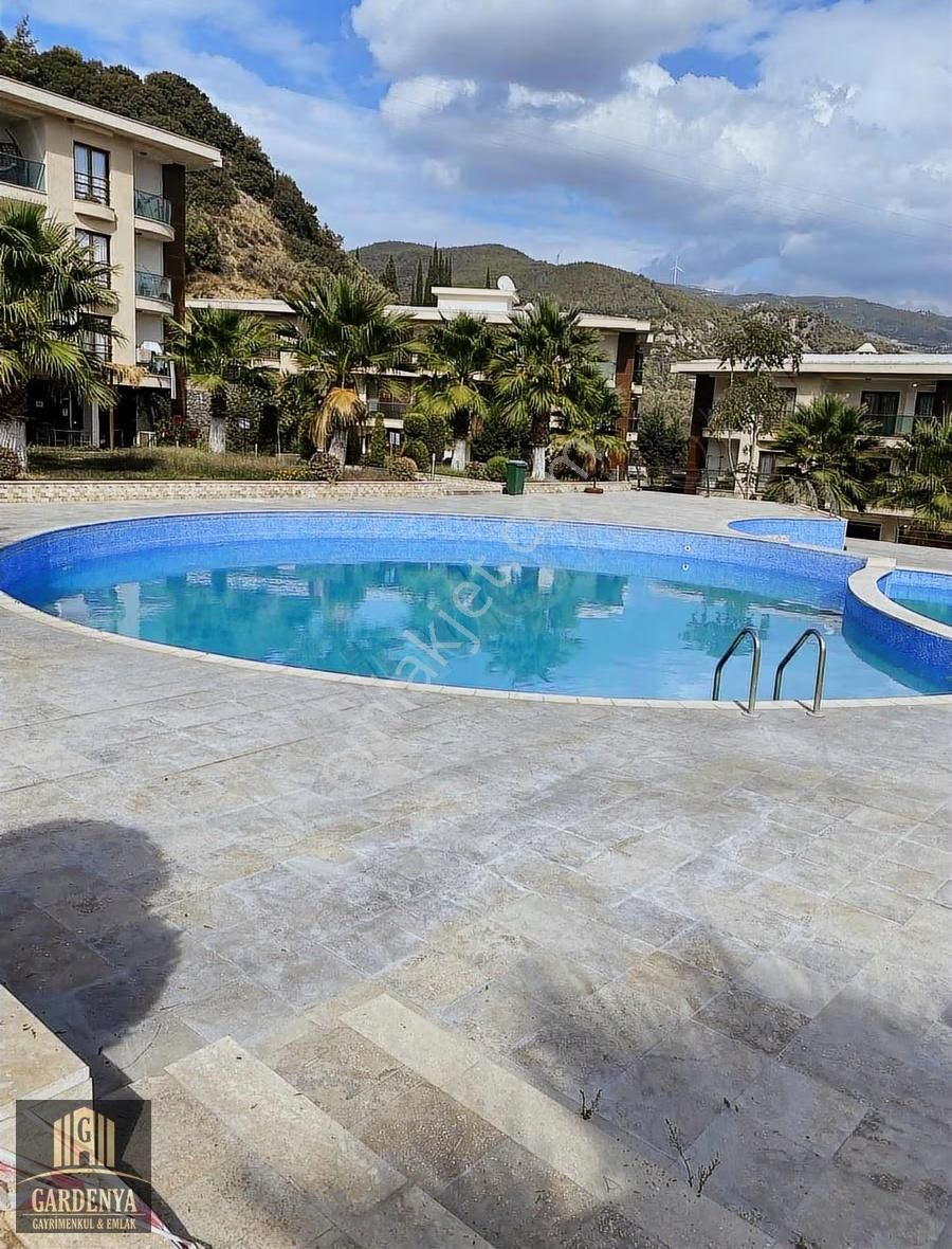 Havuzlu Site De Kiralık 3+1 Daire - Görsel 11