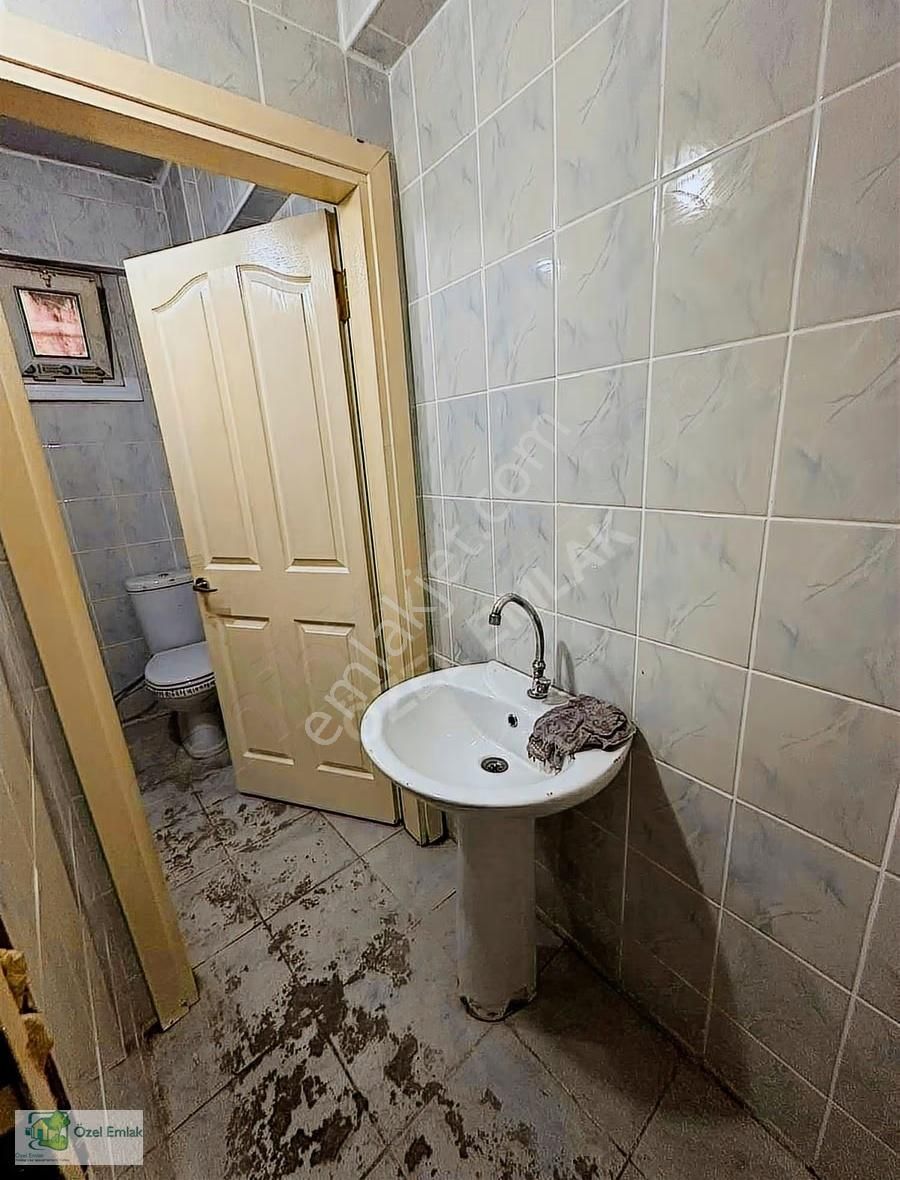 Özel Emlak'tan Krediye Uygun Köşe Başı Satılık Dükkan - Görsel 12
