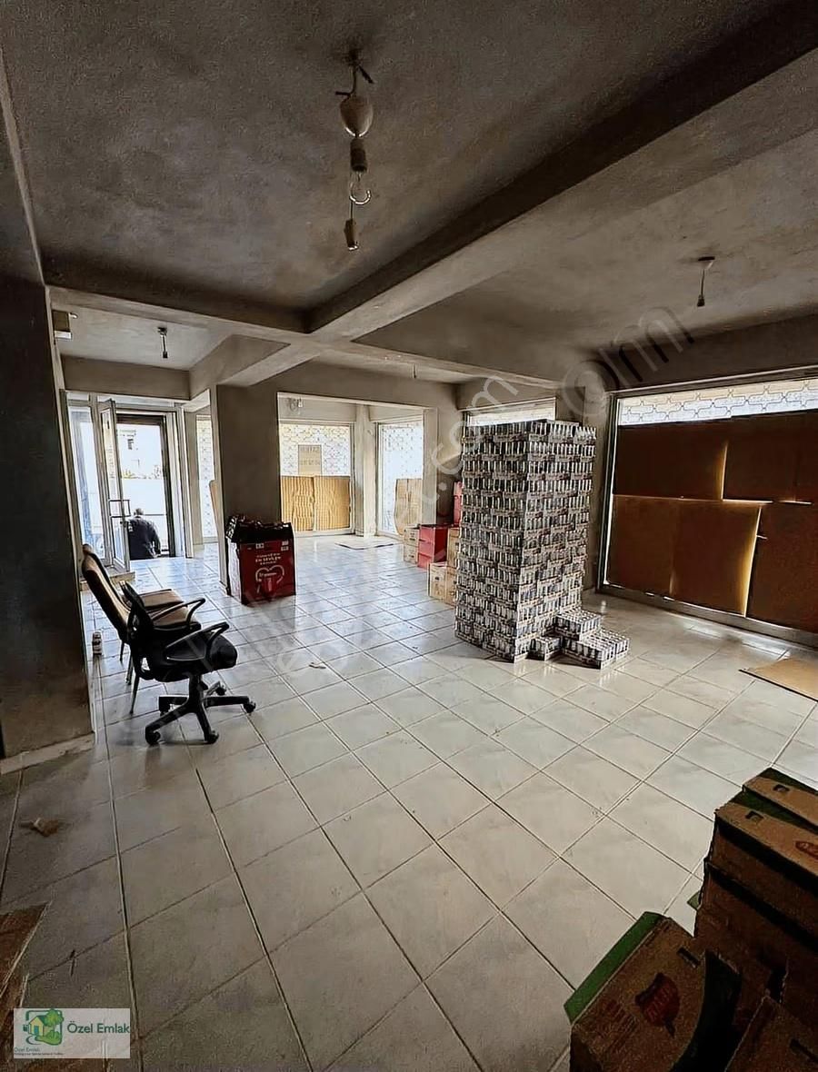 Özel Emlak'tan Krediye Uygun Köşe Başı Satılık Dükkan - Görsel 11