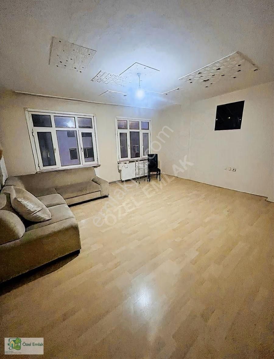 Özel Emlak'tan Kiralık Daire