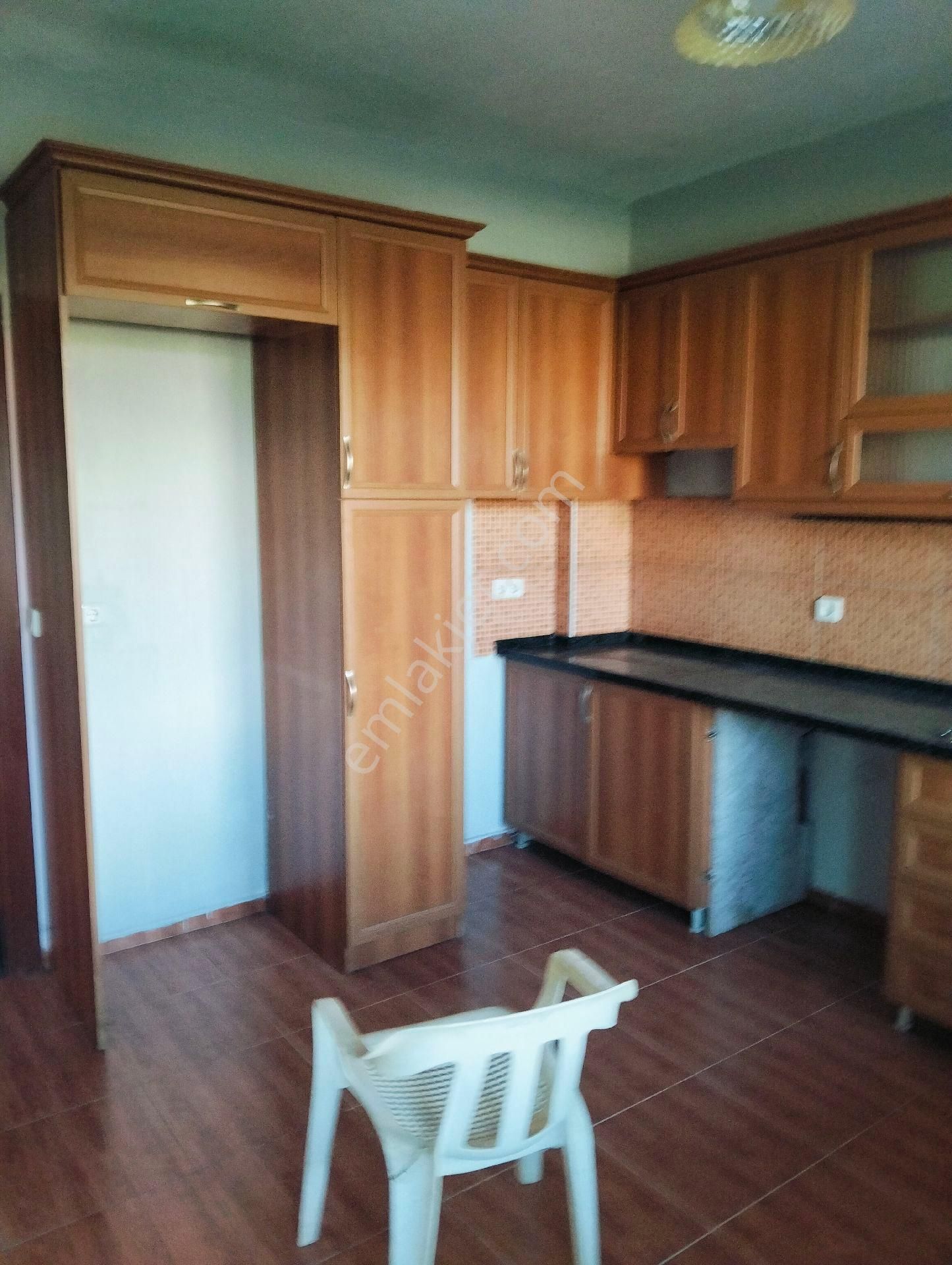 Karaçulhada Kiralık Geniş 2+1 Daire - Görsel 8