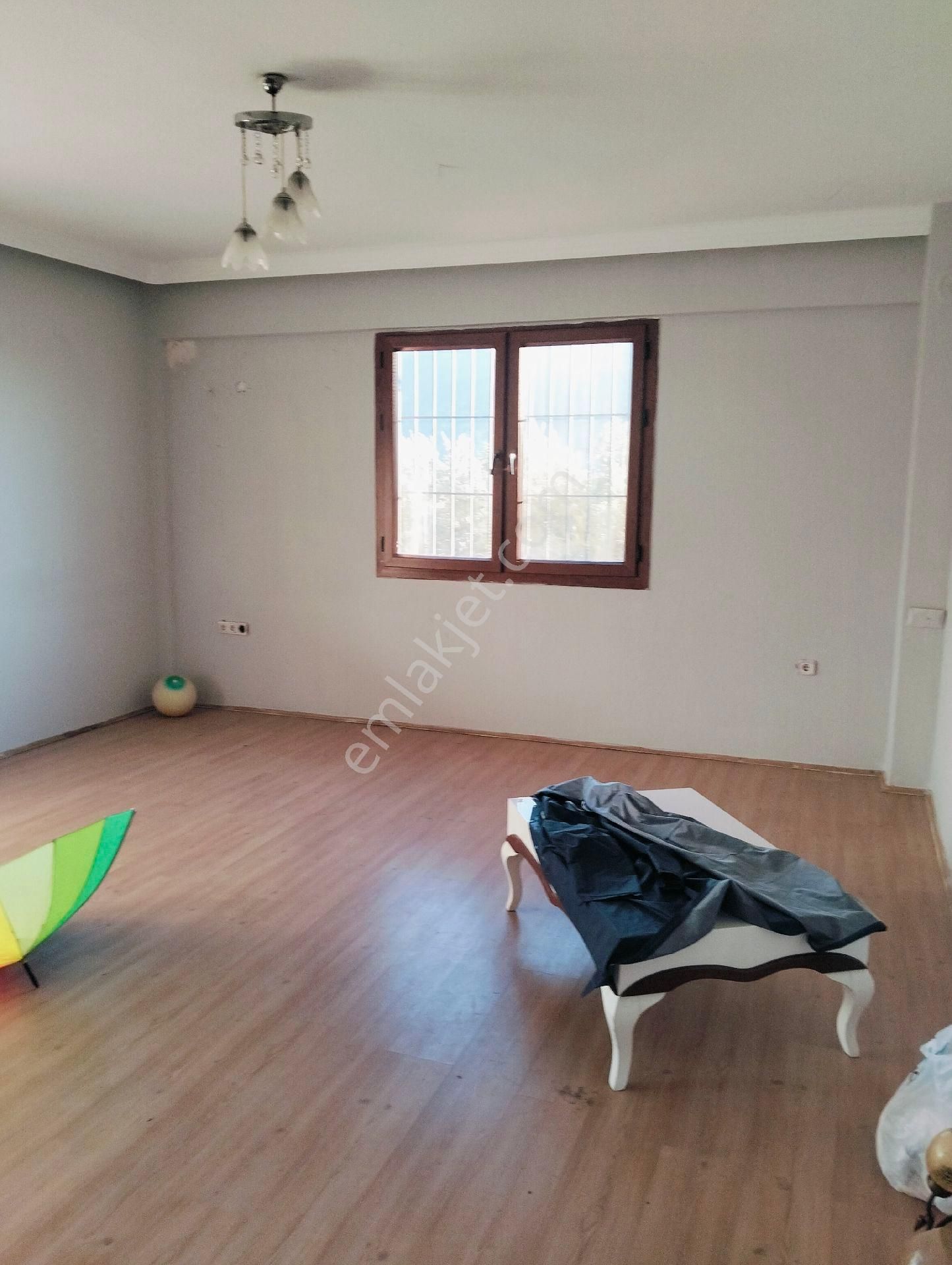 Karaçulhada Kiralık Geniş 2+1 Daire - Görsel 9