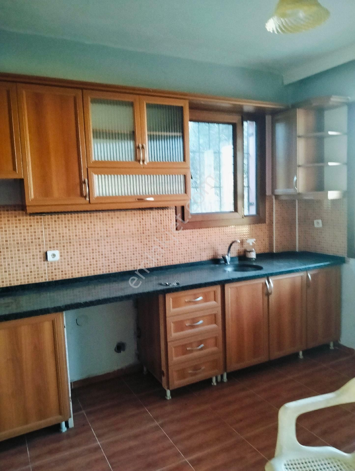 Karaçulhada Kiralık Geniş 2+1 Daire - Görsel 4